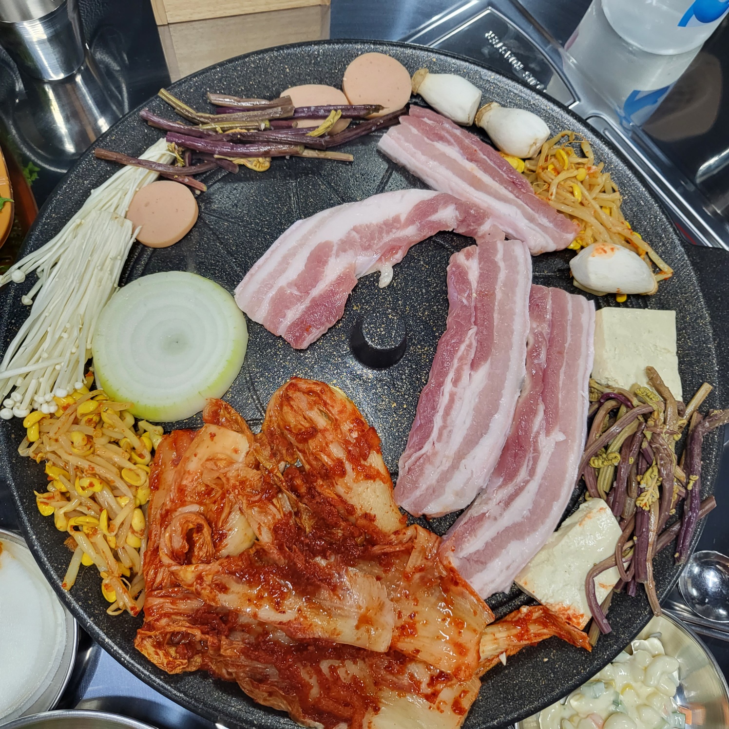 부뚜막 솥뚜껑 삼겹살