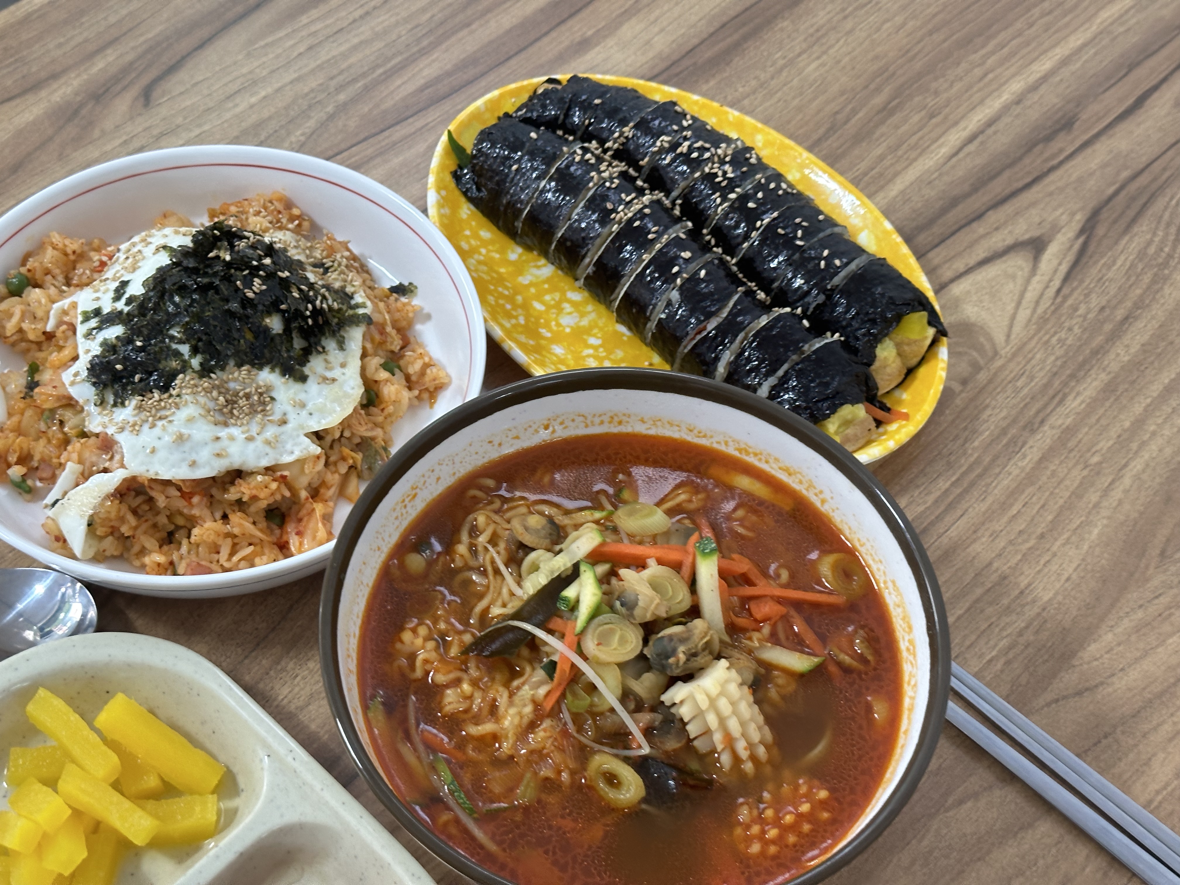 나리네 김밥분식당