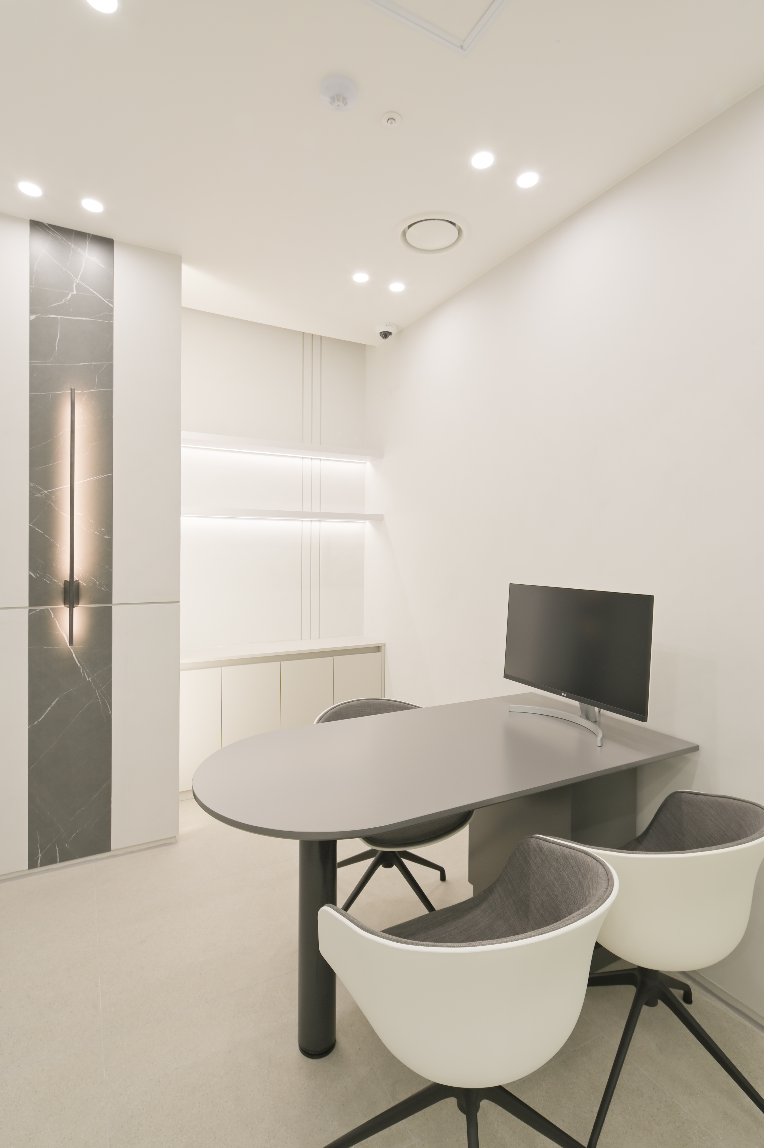 리아이성형외과 대표 이미지