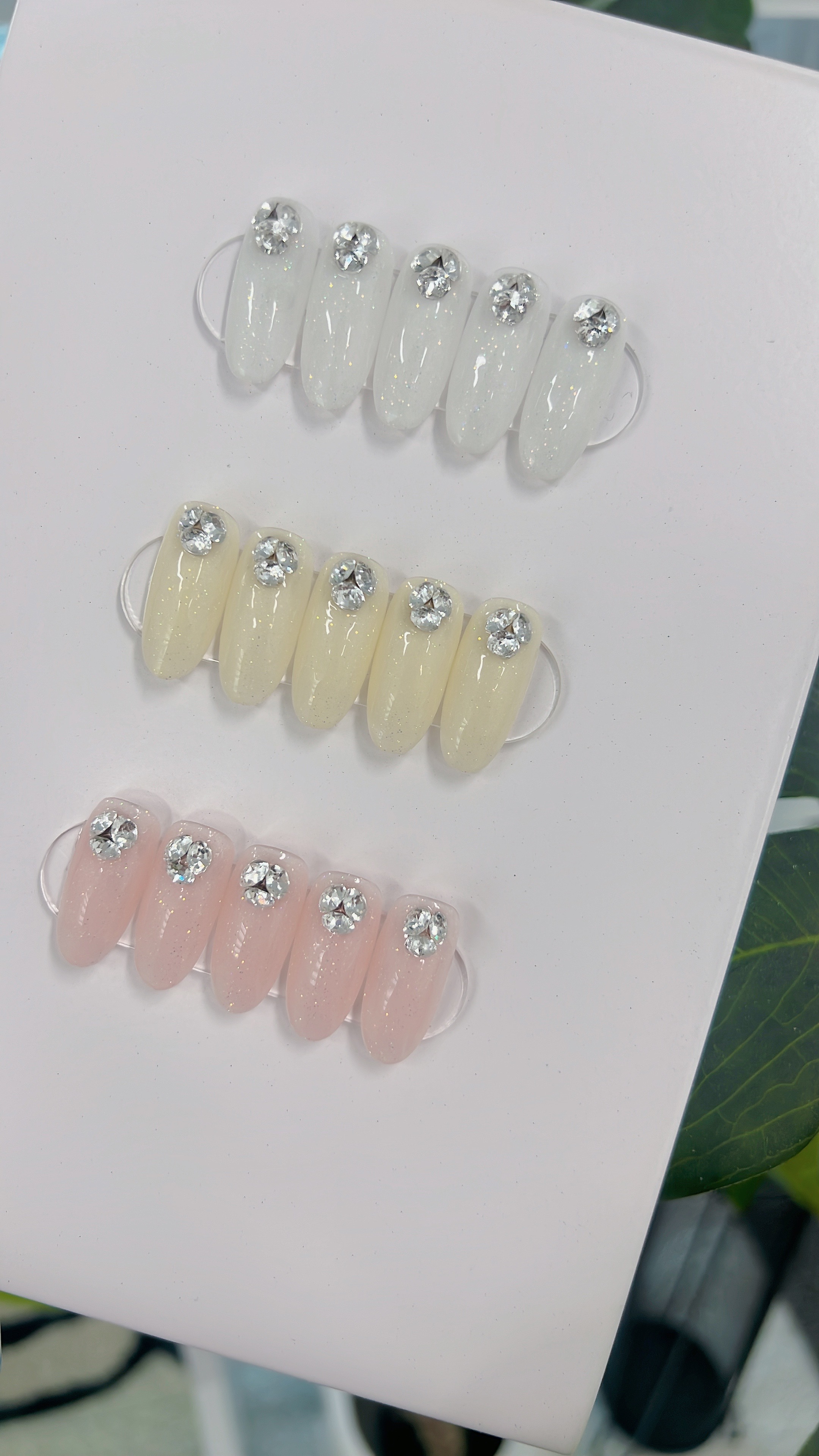 리아뜨네일