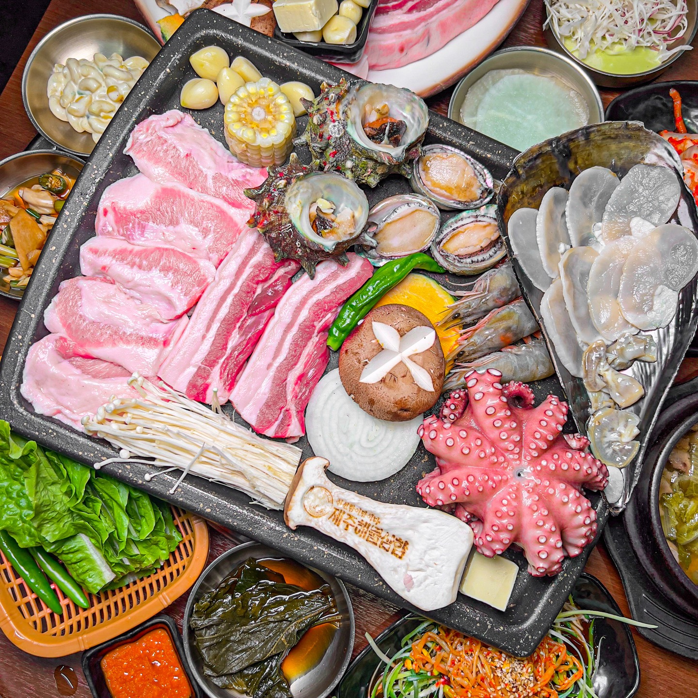 흑돼지해물삼합 서귀포올레시장점