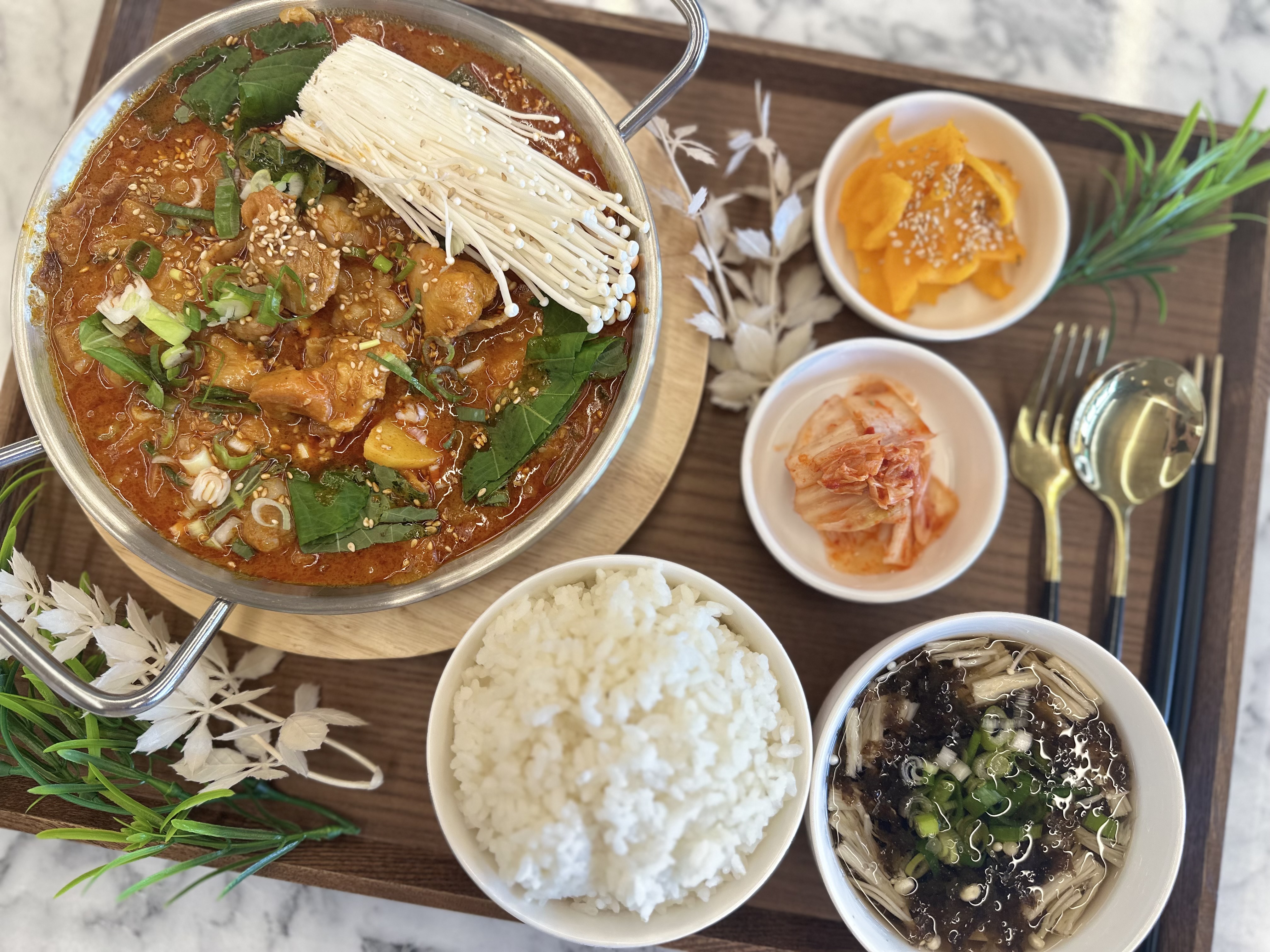 쉼팡마씸 24시 무인카페 & 4가지 식당