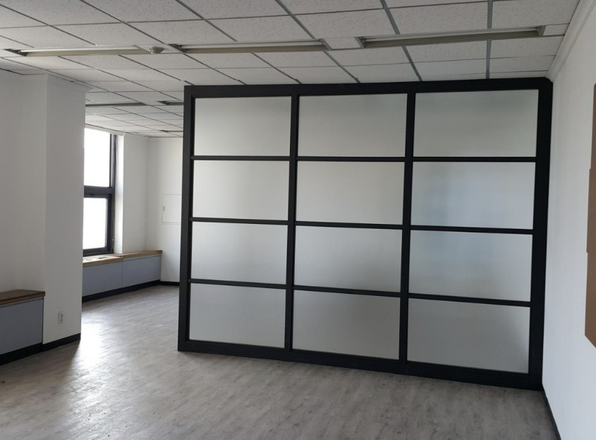 필칸막이 대표 이미지