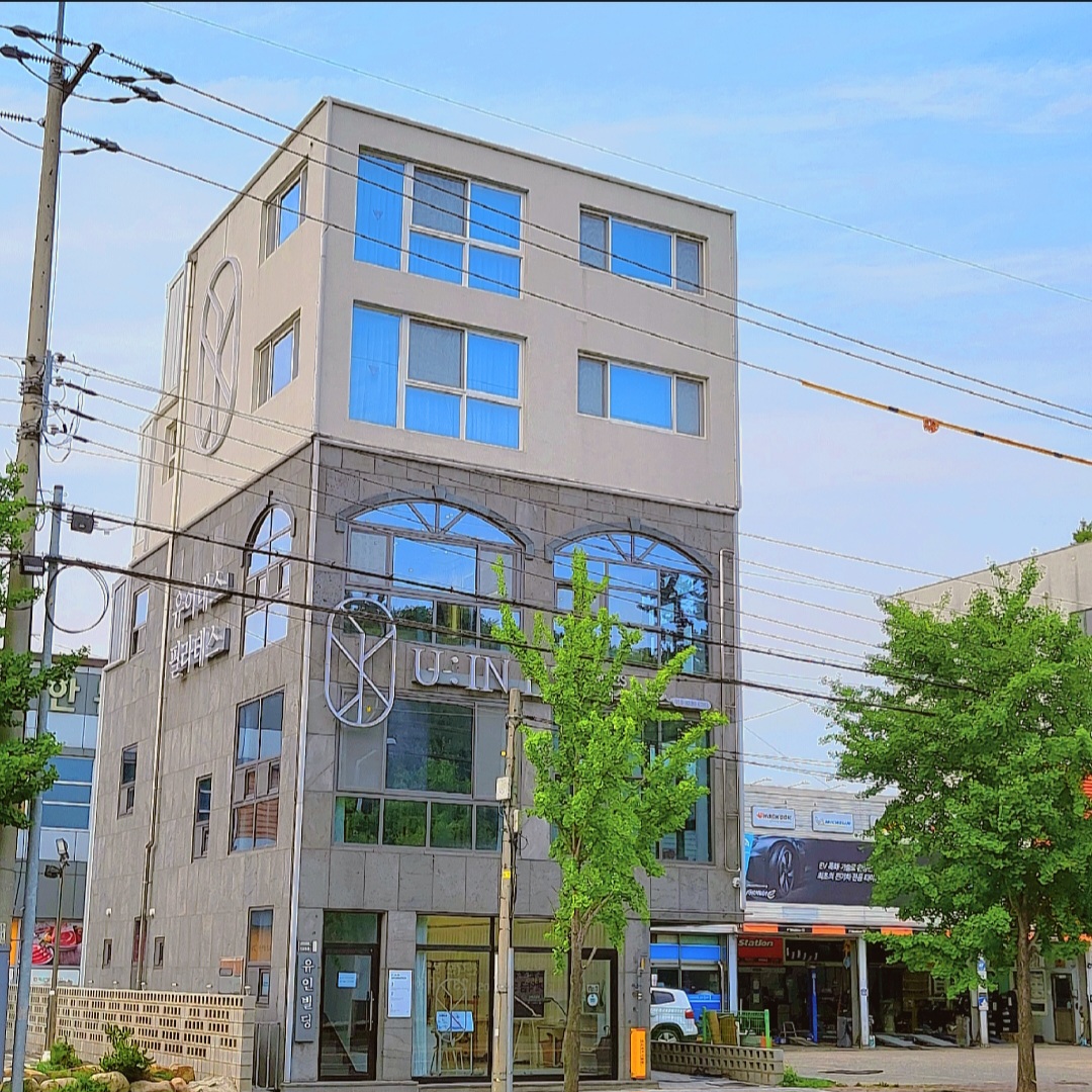 유이네스 필라테스 포항 본점