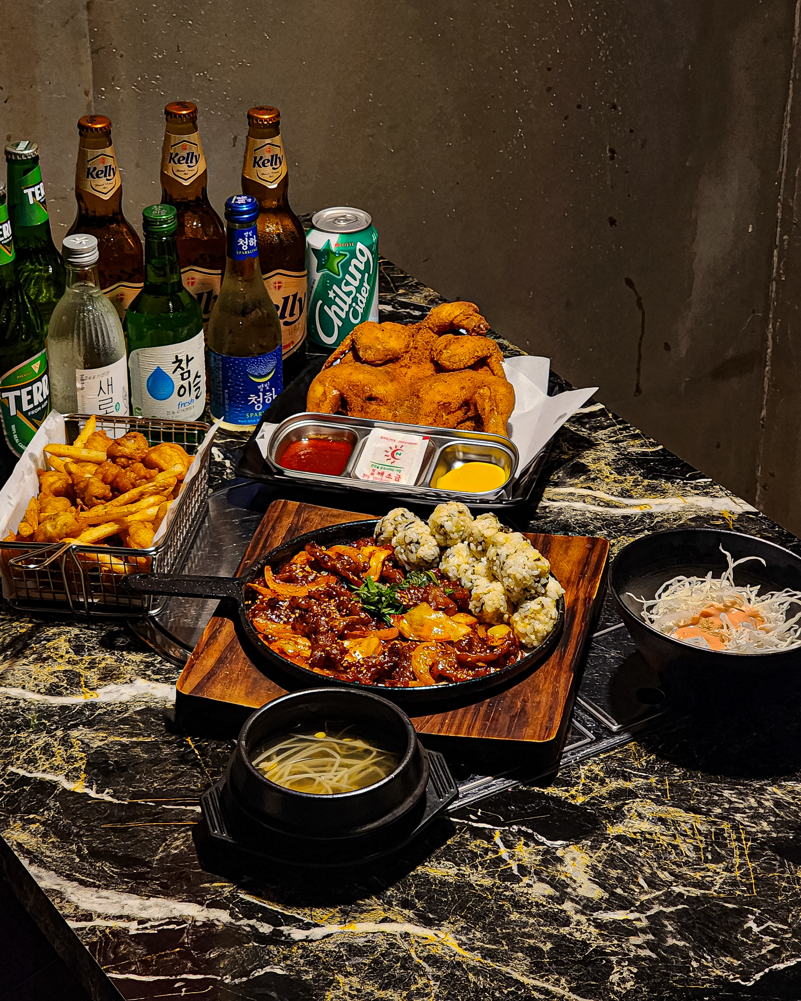 닭발싸롱 진주점