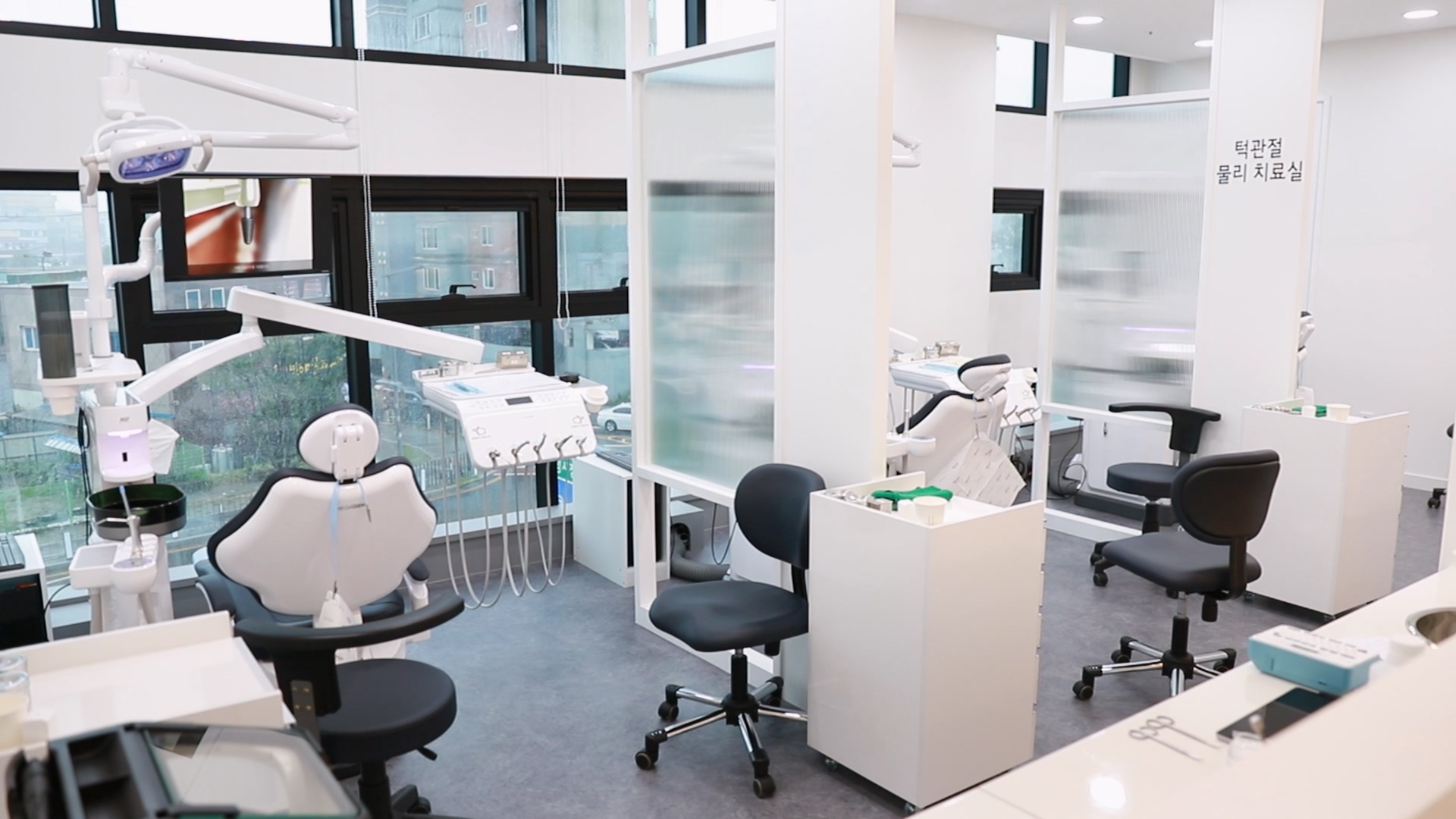 온스타치과병원 대전 대표 이미지