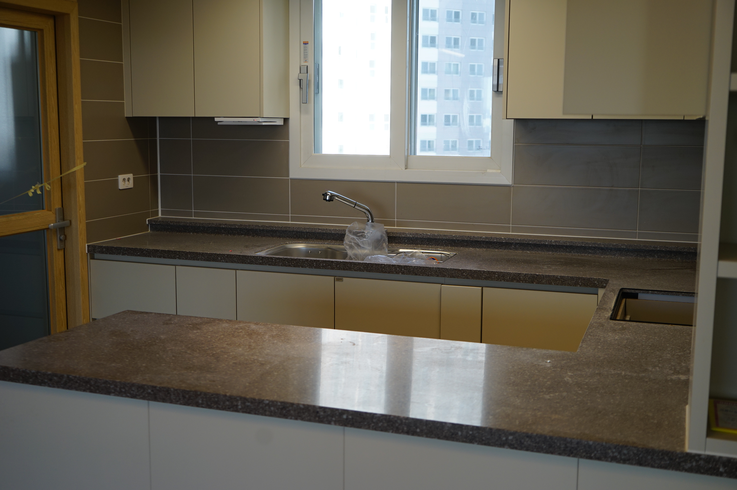 리빙마스터 싱크대 시공 이미지