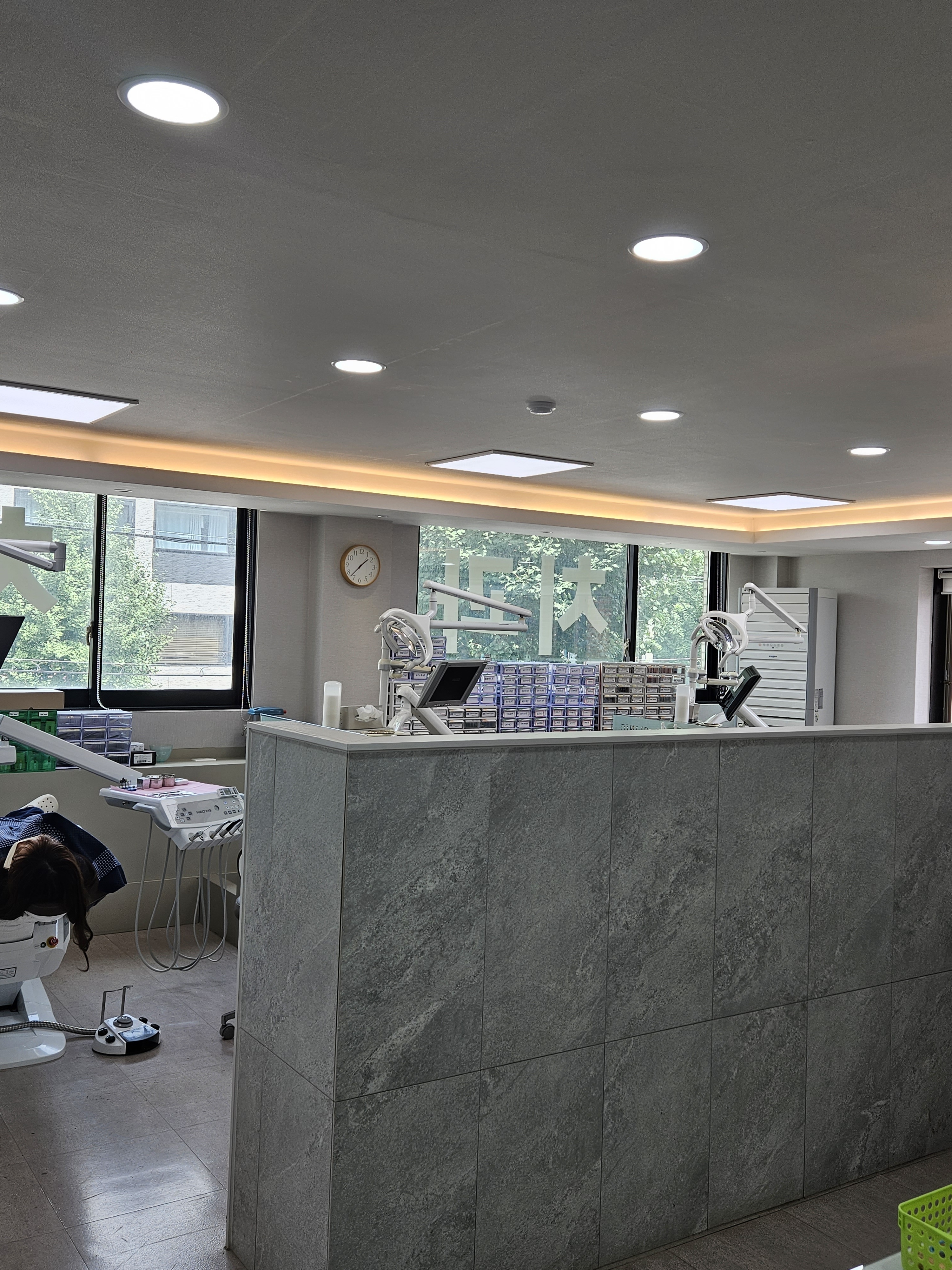 현대치과의원 대표 이미지