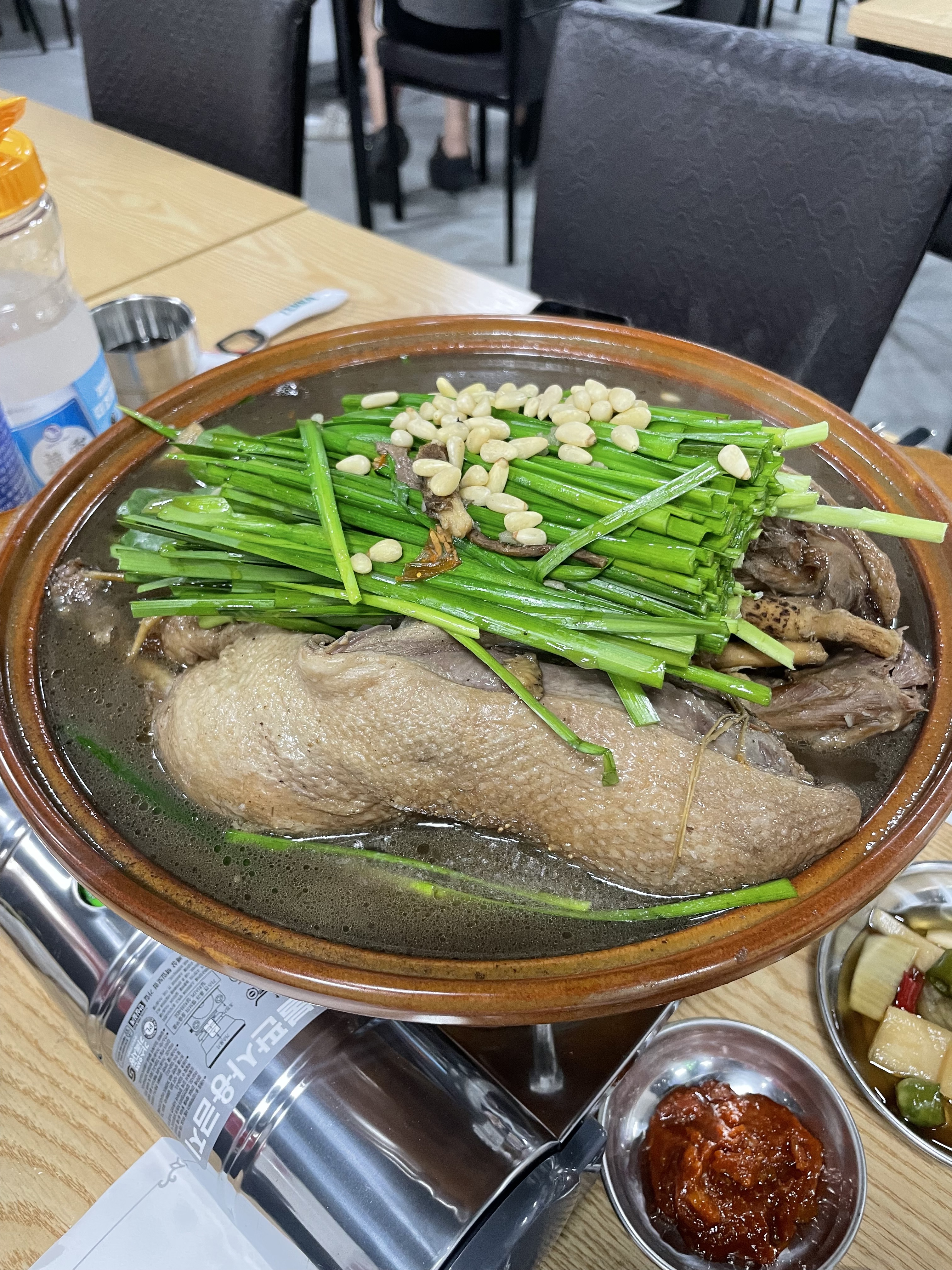 우주마을 한방 닭 오리전문점