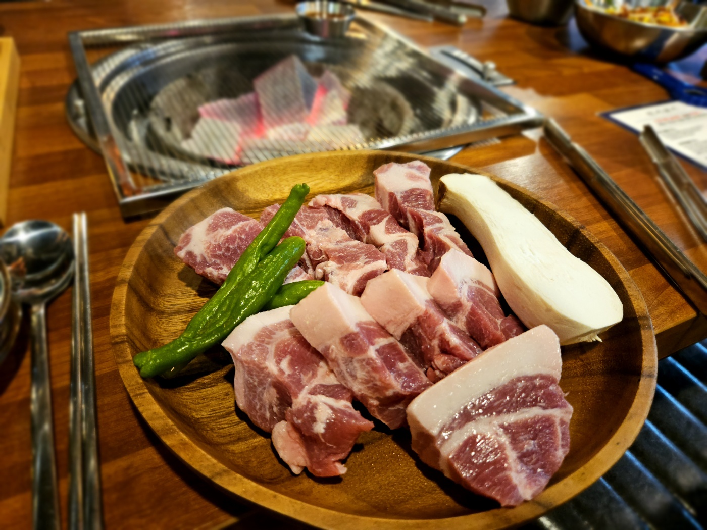 찬미돼지 오치점