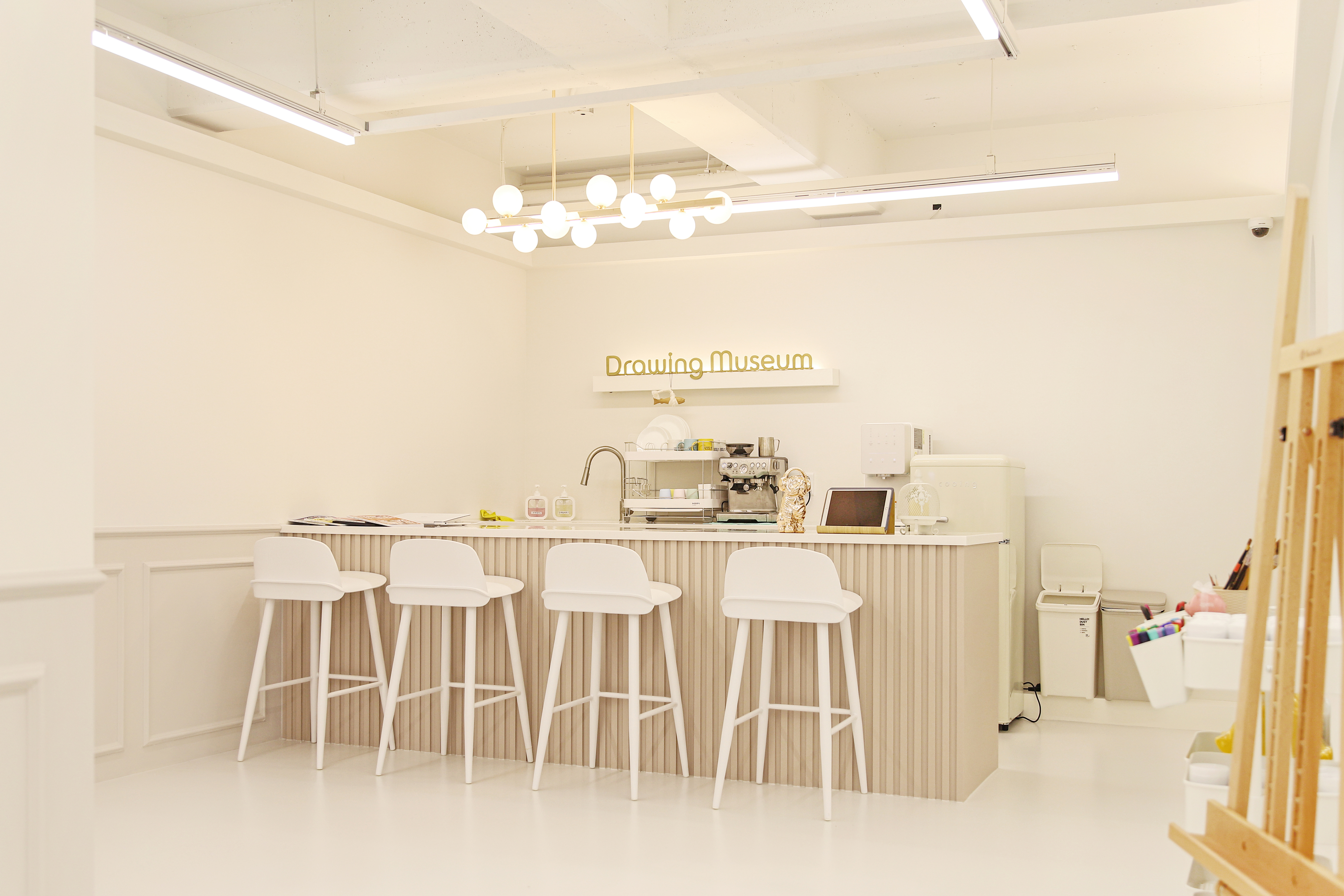 드뮤 잉글리쉬아트랩 미술학원_공덕 드로잉뮤지엄 대표 이미지