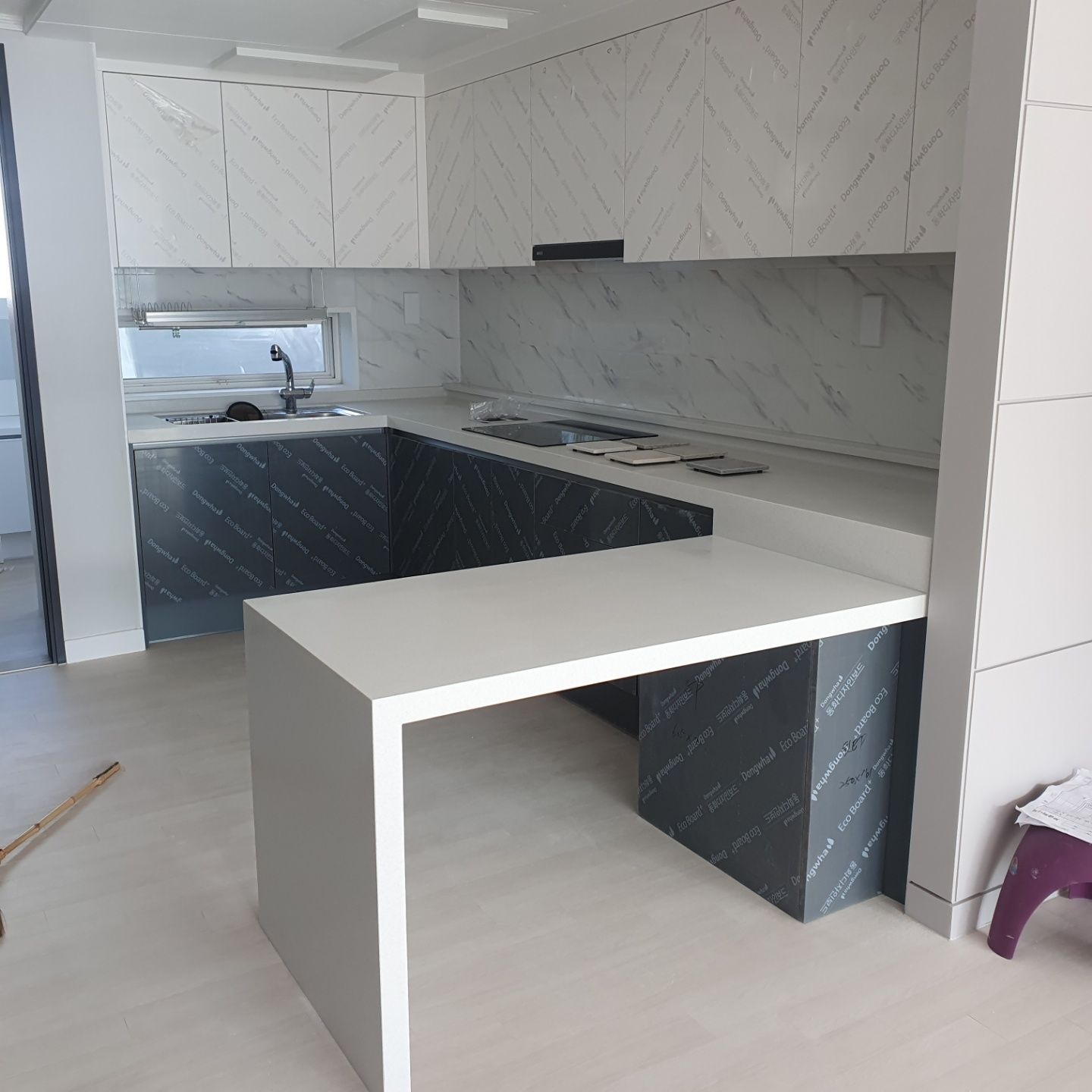 청춘 인테리어 대표 이미지