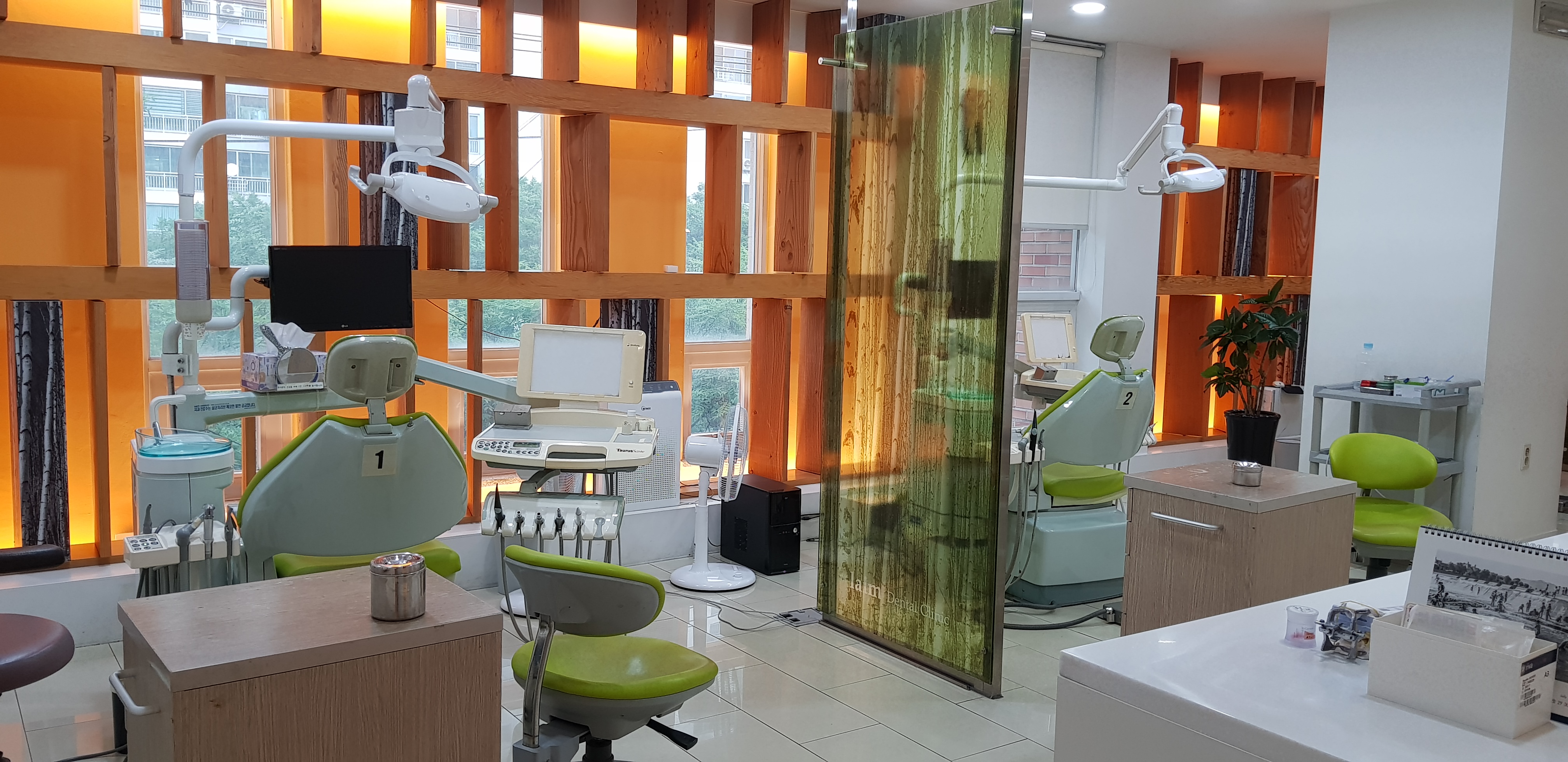 라임치과의원 대표 이미지