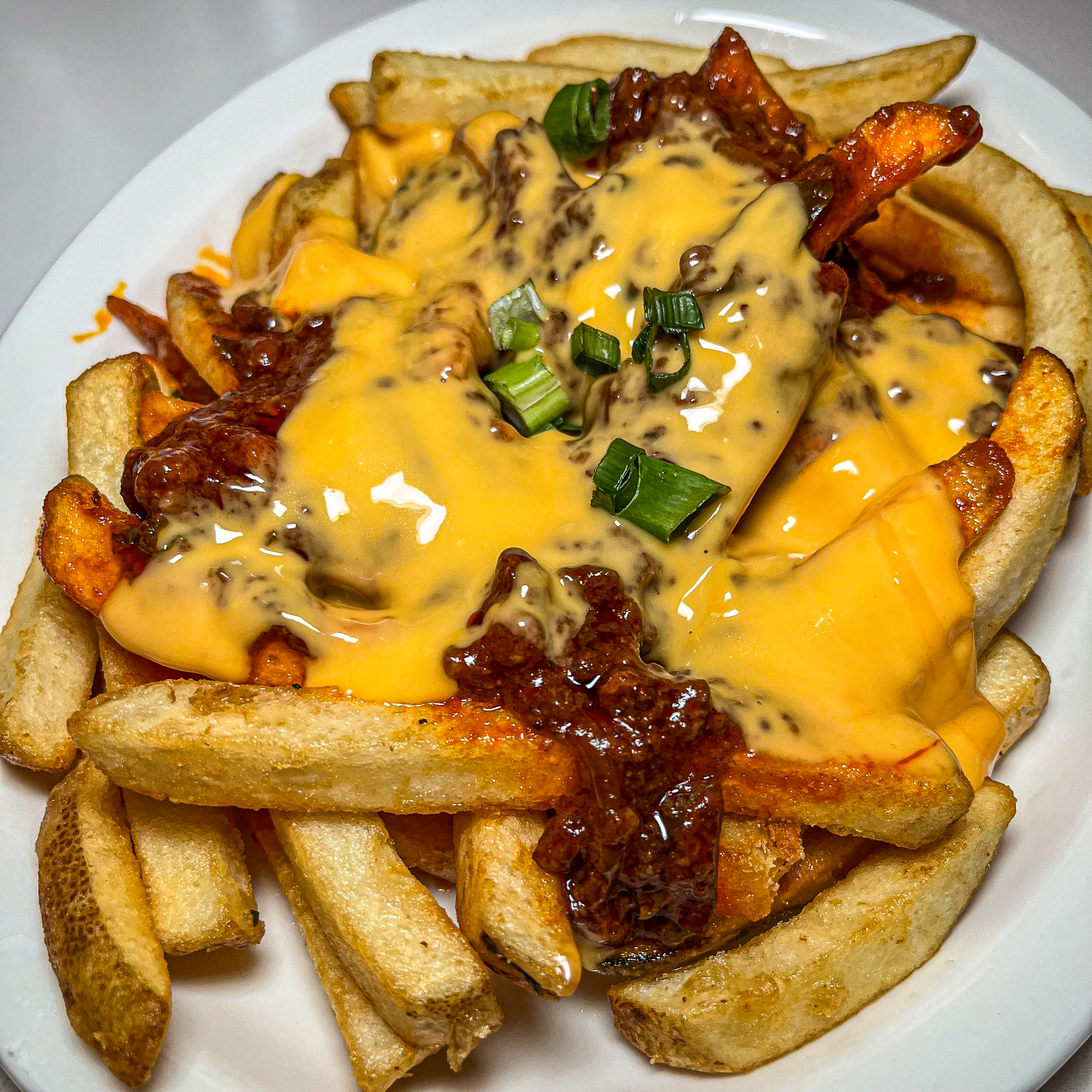 Chili cheese fries