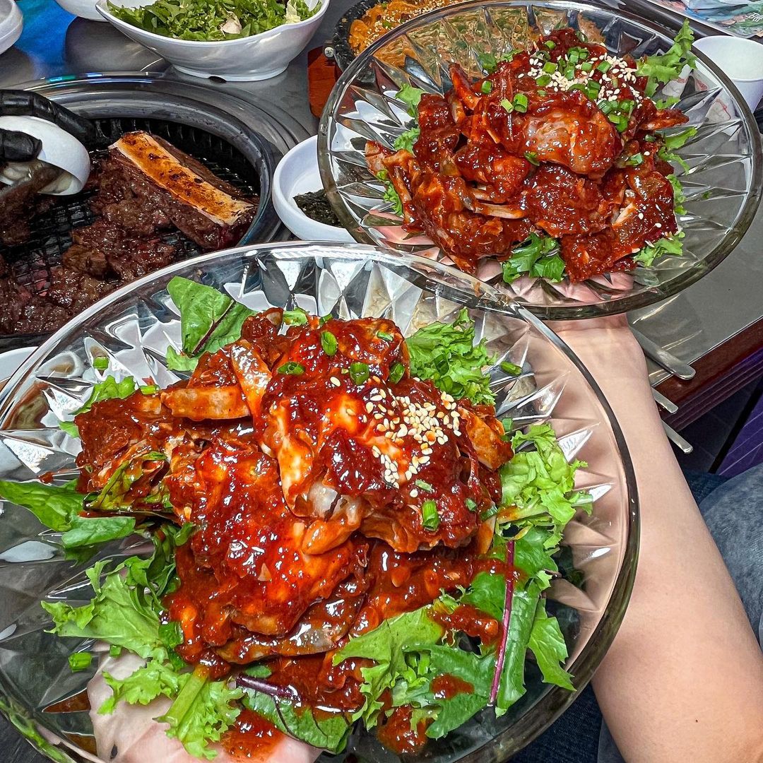 청기와타운 신사역점