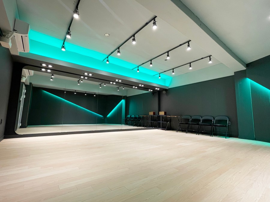 4번째 스튜디오 사진