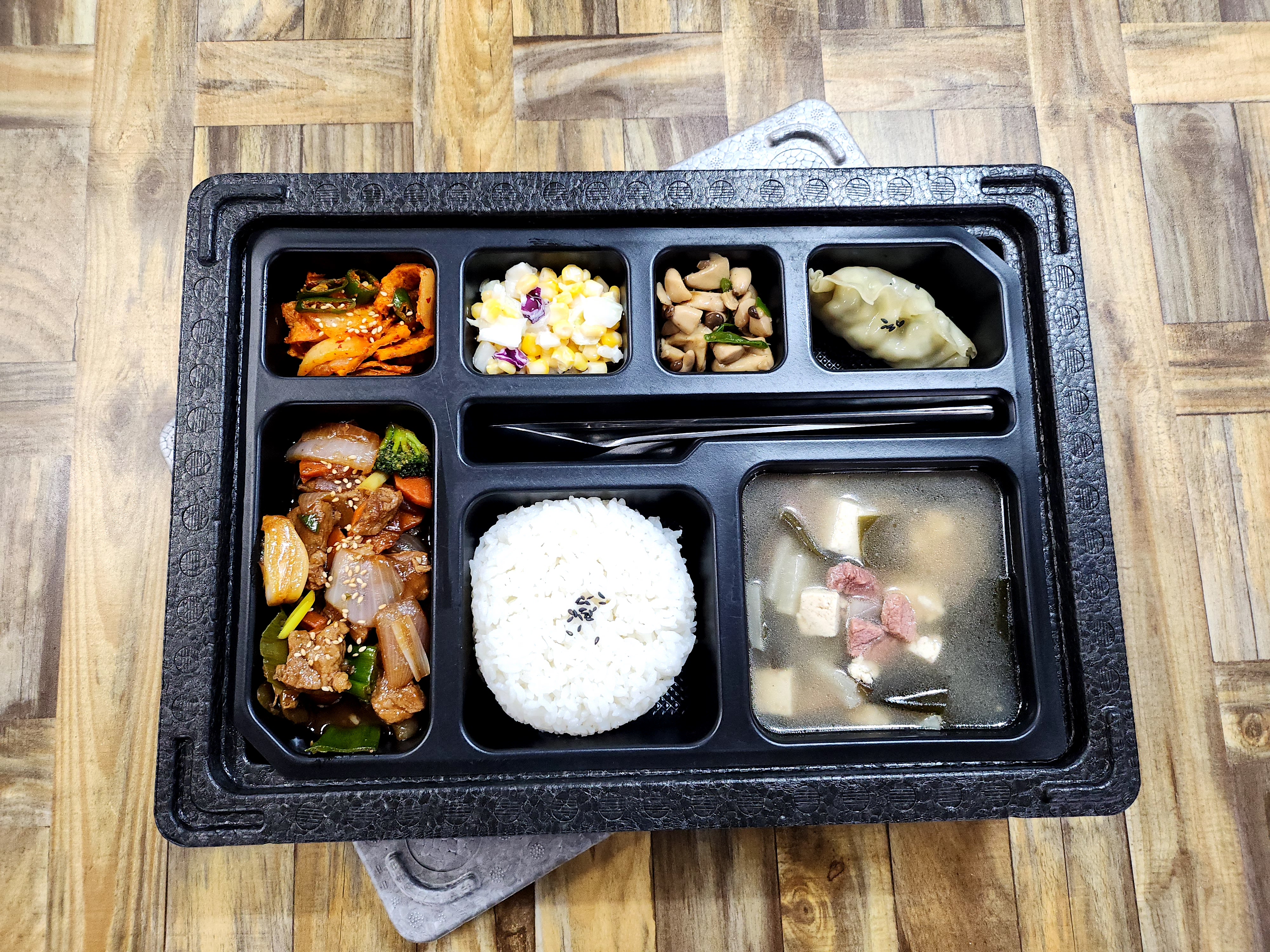 투맨푸드