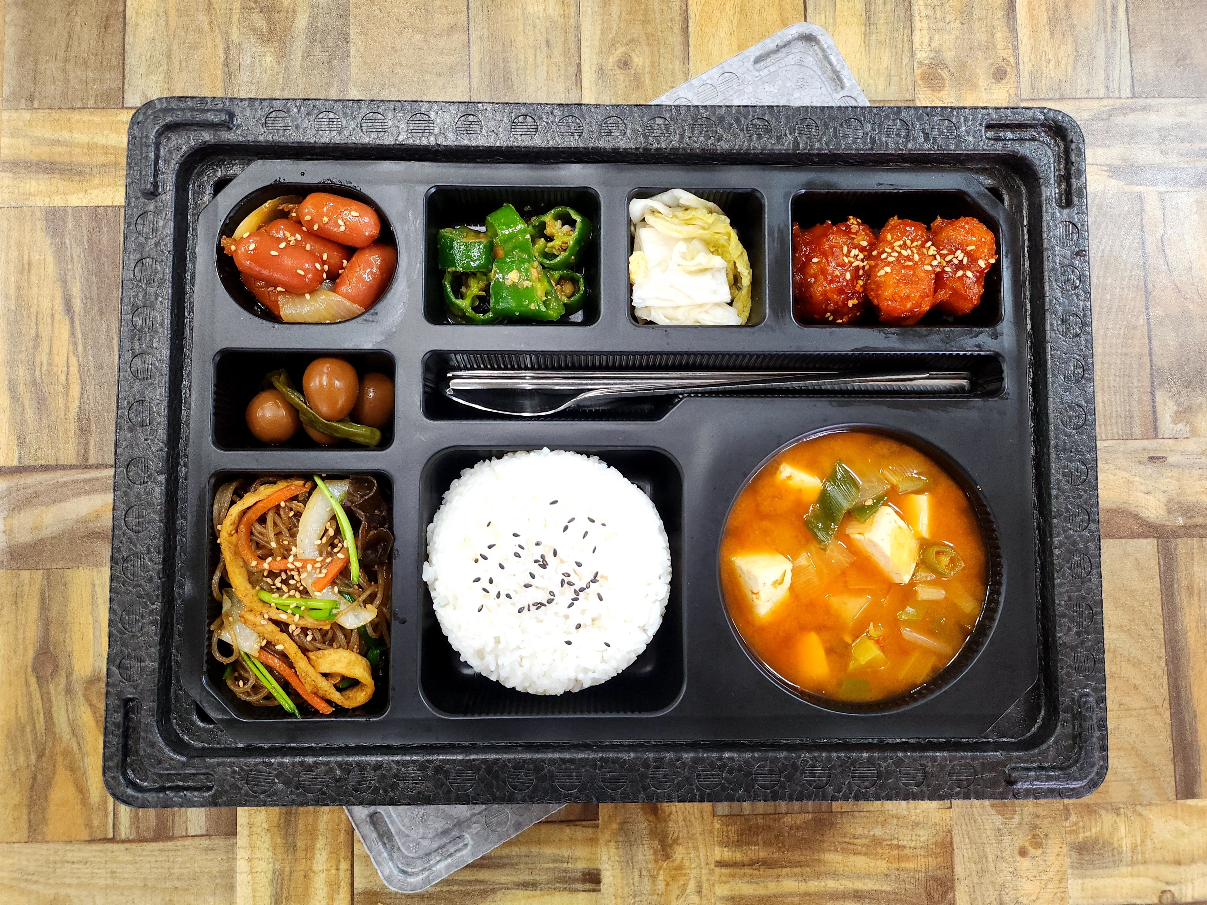 투맨푸드