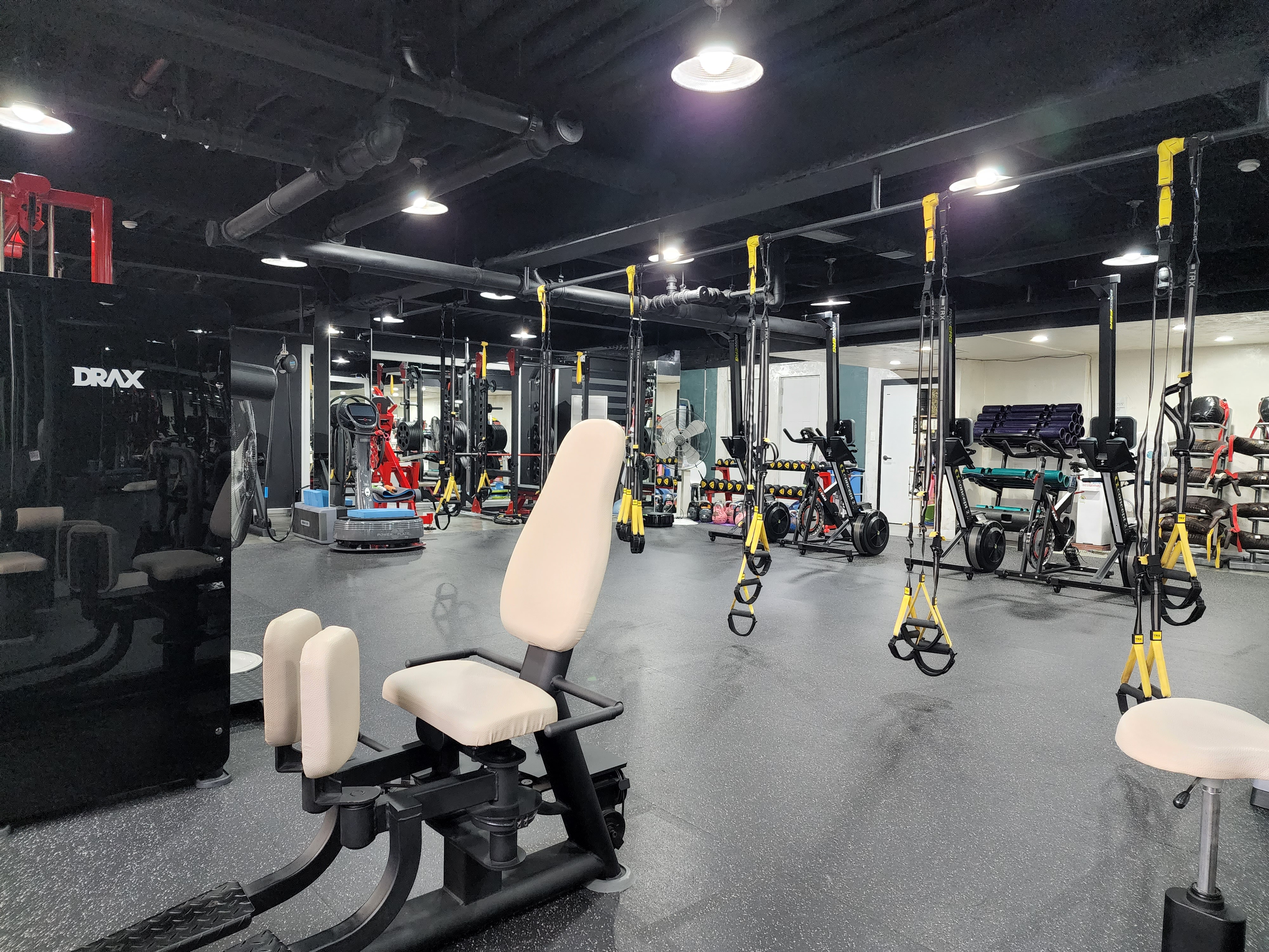 휘트니스플러스 대표 이미지