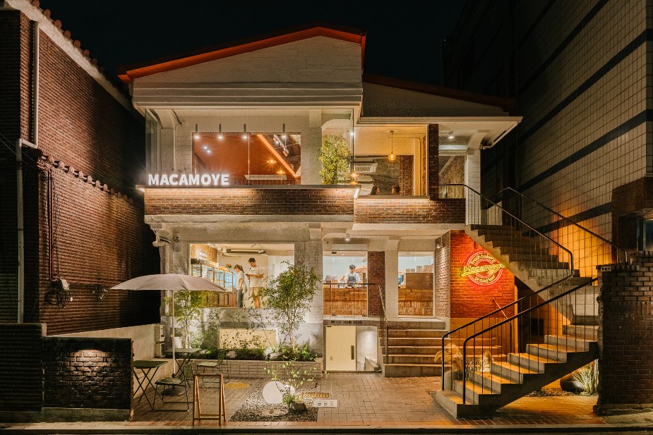 마카모예 브레드바