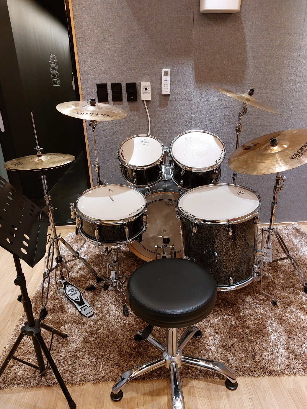 3번째 스튜디오 사진