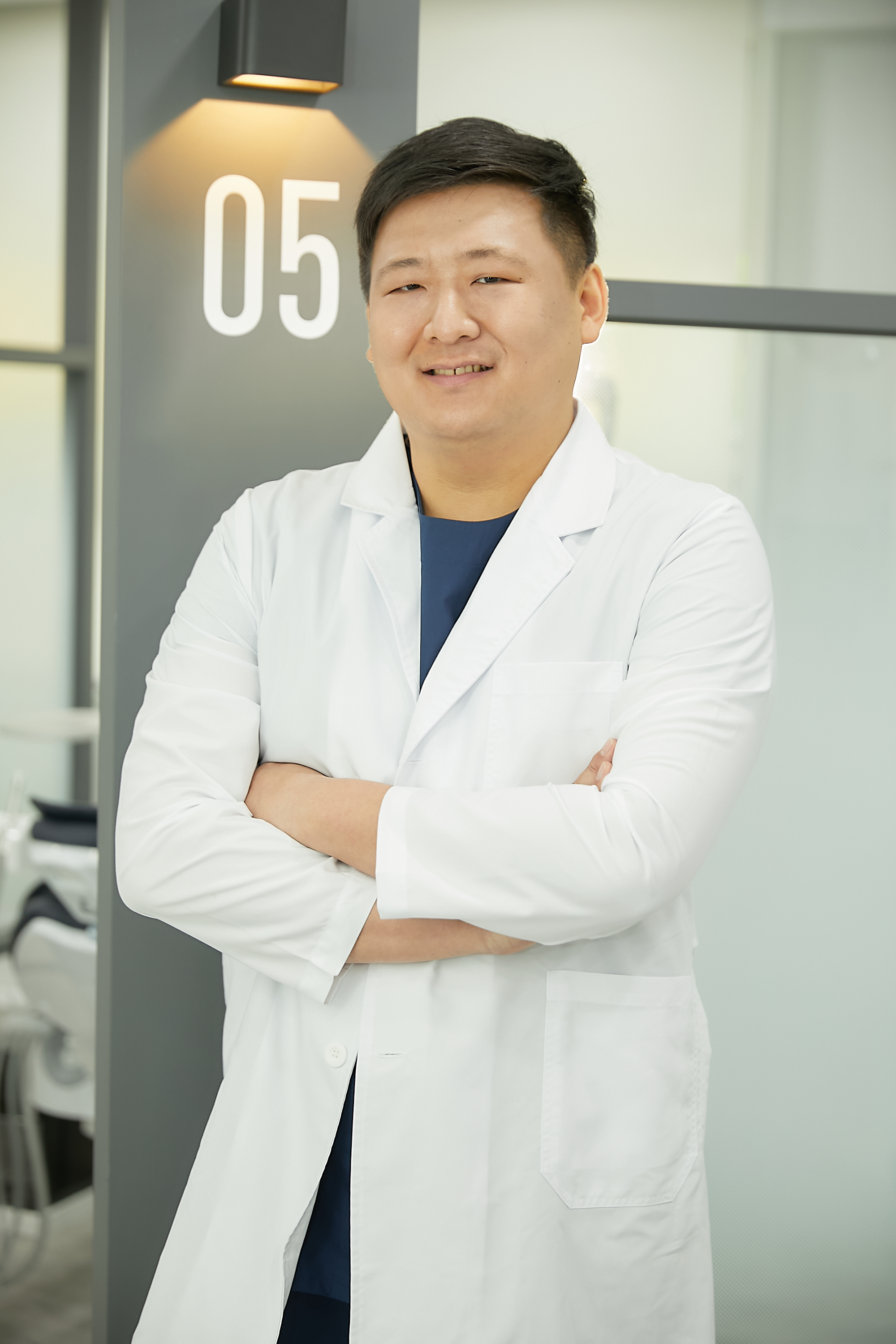 지음치과의원