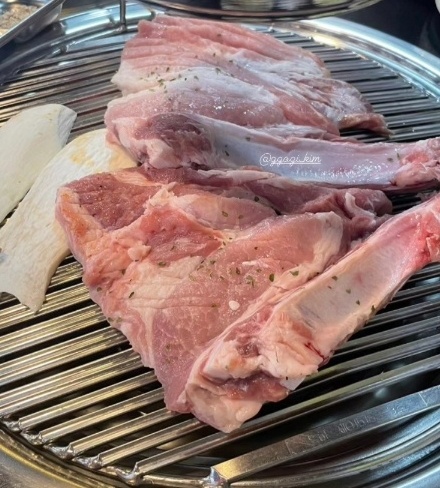 꼬기킴 숯불고깃집