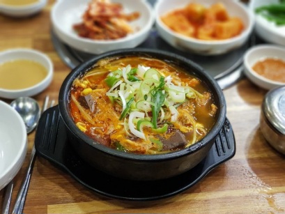 본가왕뼈감자탕 점촌점