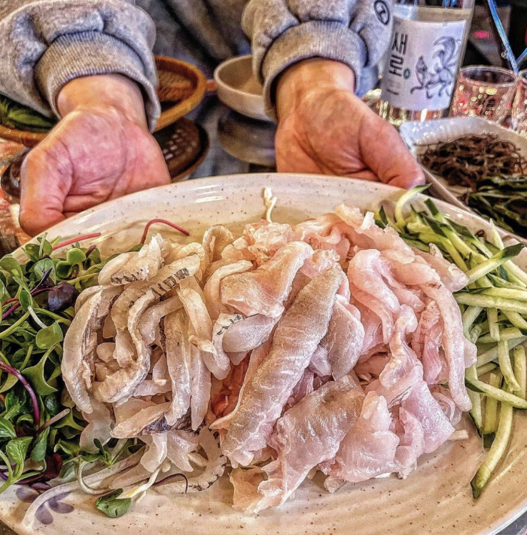 꺼꾸잽이 초장집 논현점