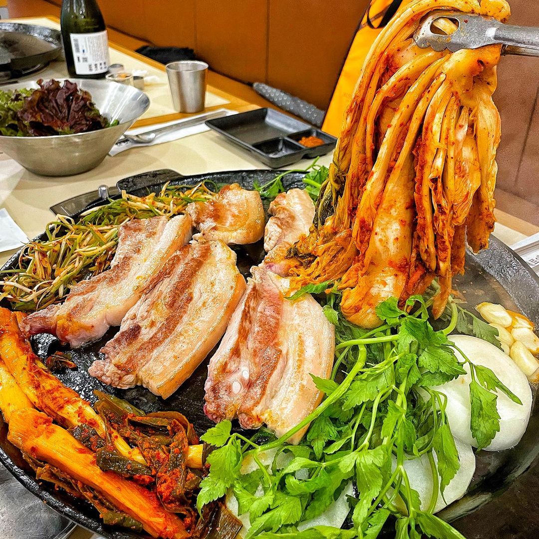 월화식당 구로디지털단지역점 내부 또는 관련 모습