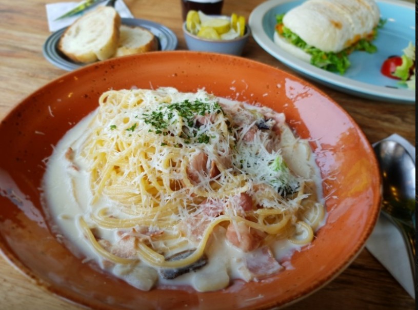 크림파스타+아메리카노