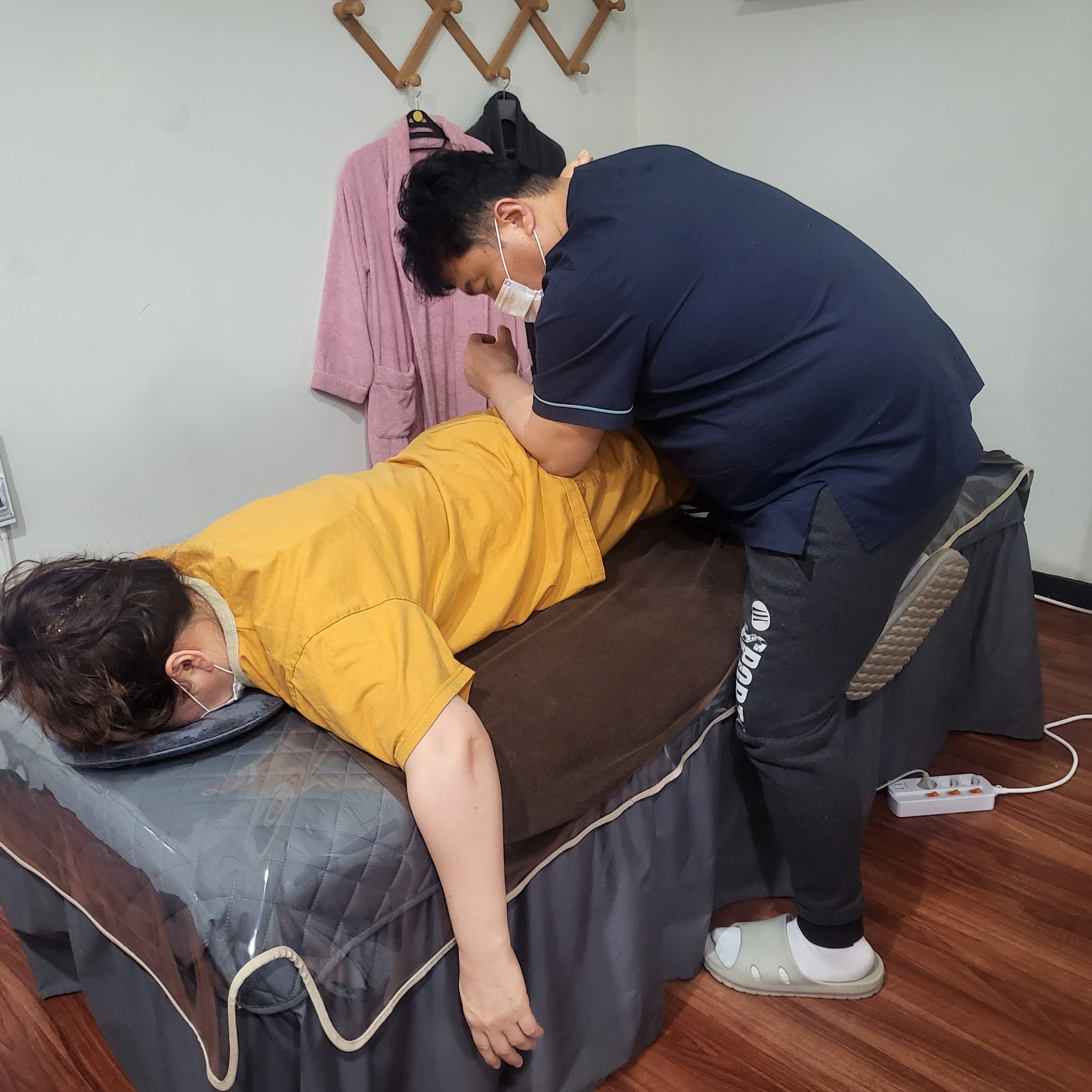 황금약손마사지 피부관리