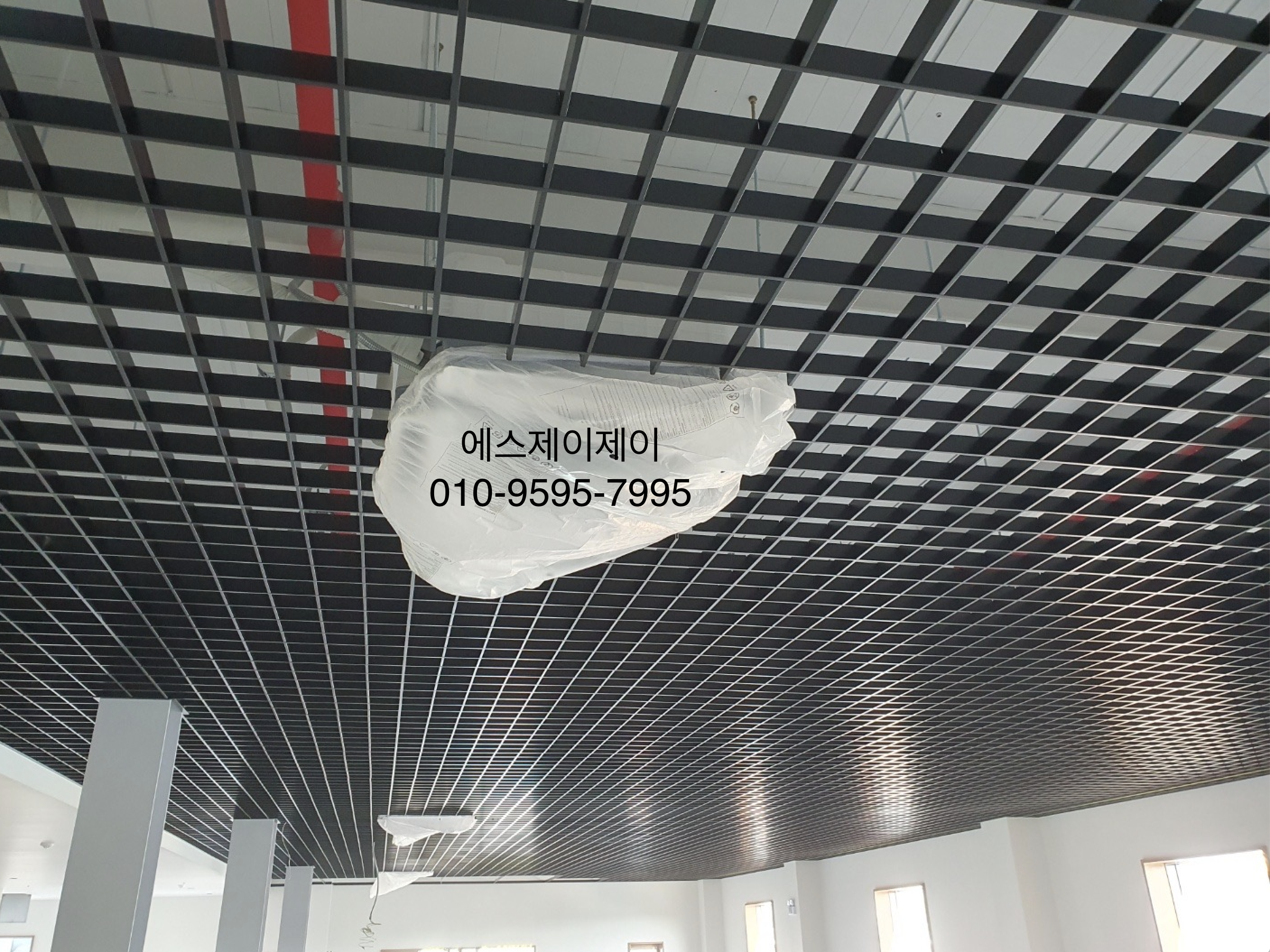 에스제이제이