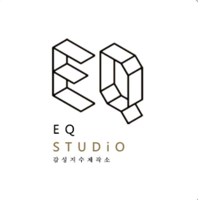 이큐스튜디오