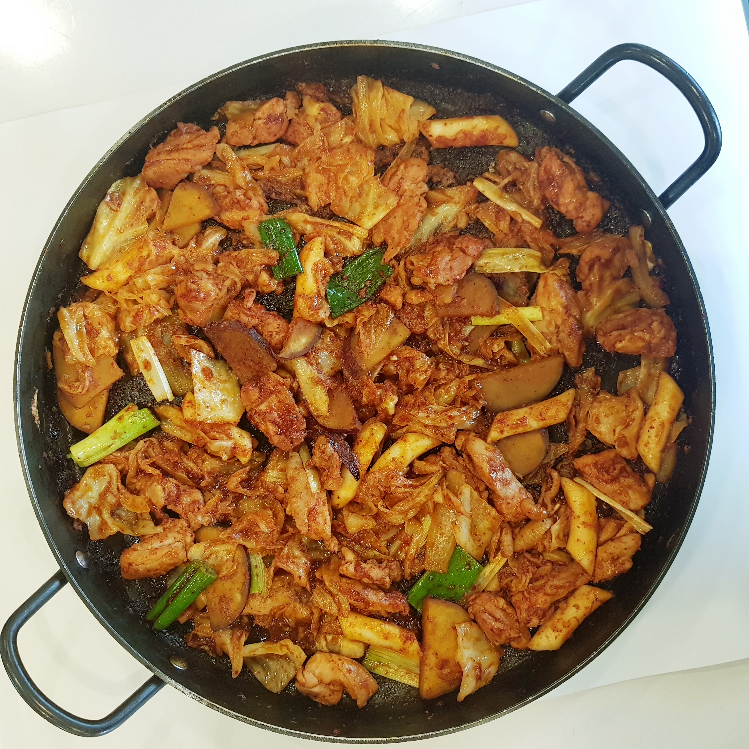 춘천골닭갈비막국수