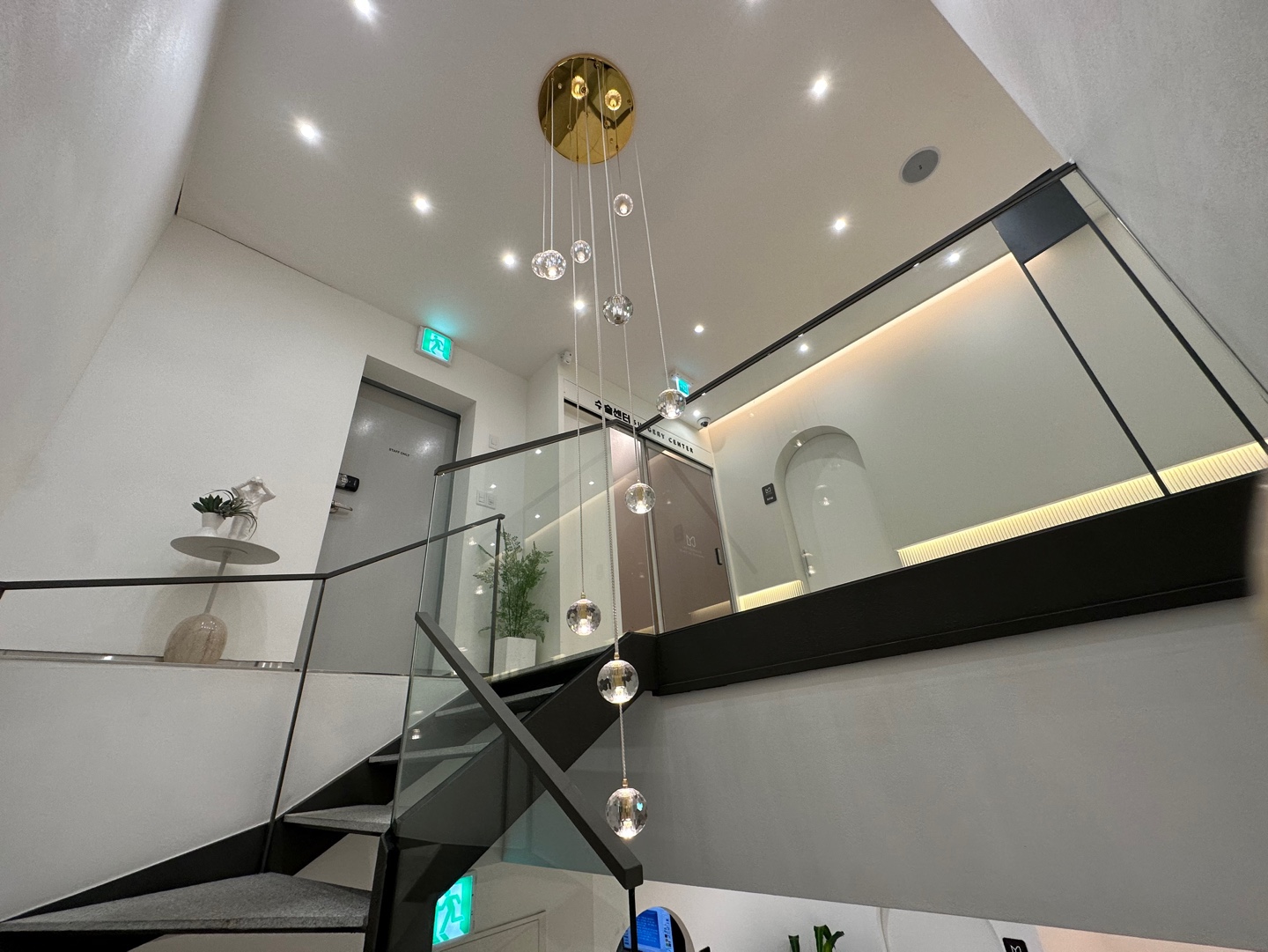 이영진성형외과의원 대표 이미지