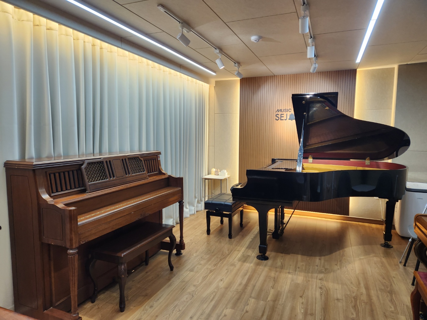 1번째 스튜디오 사진