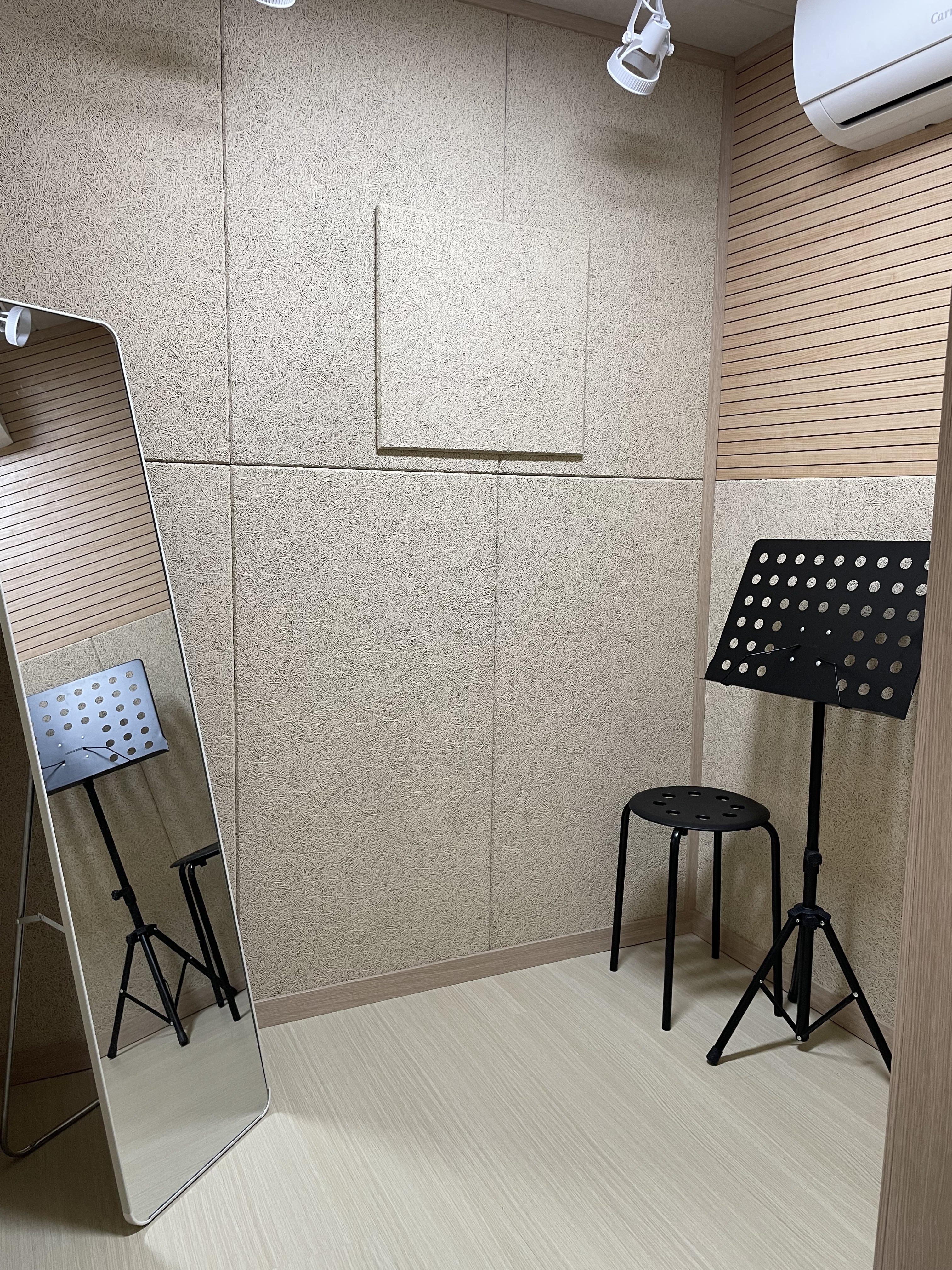 2번째 스튜디오 사진