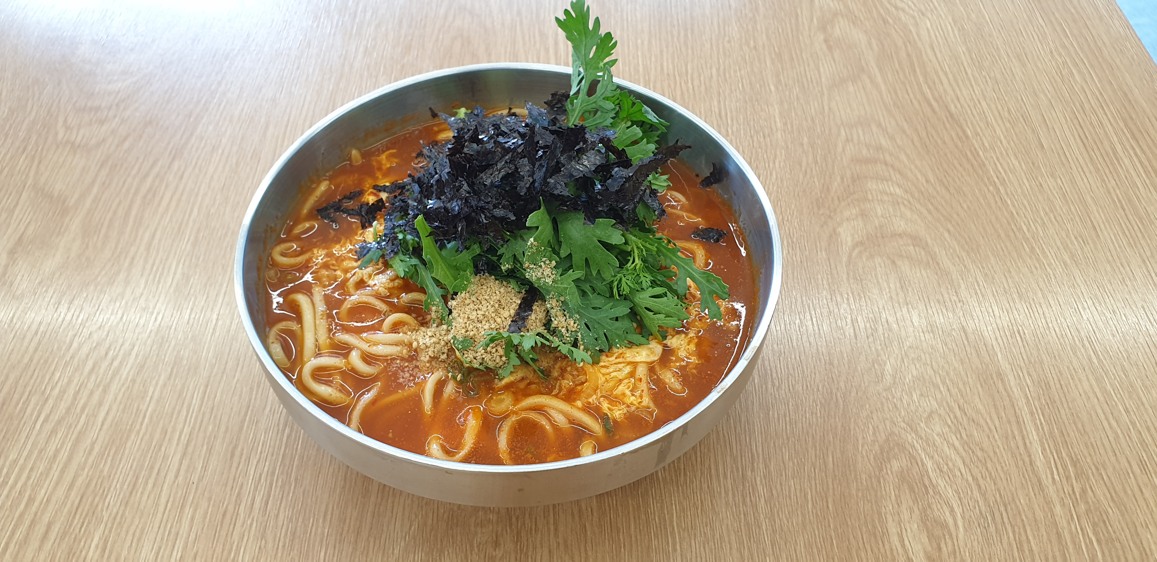 도안얼큰이칼국수