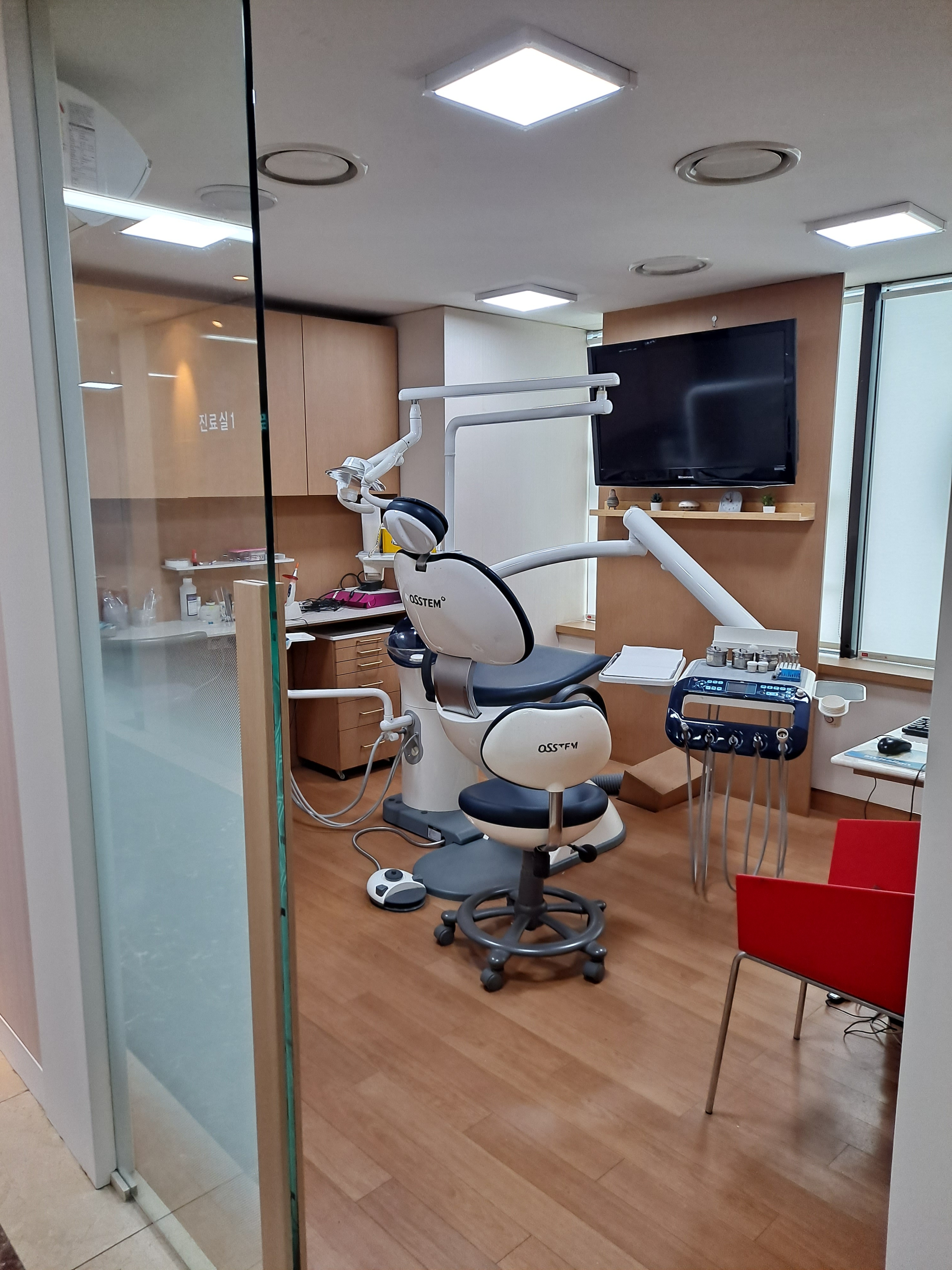 시카고치과의원 대표 이미지