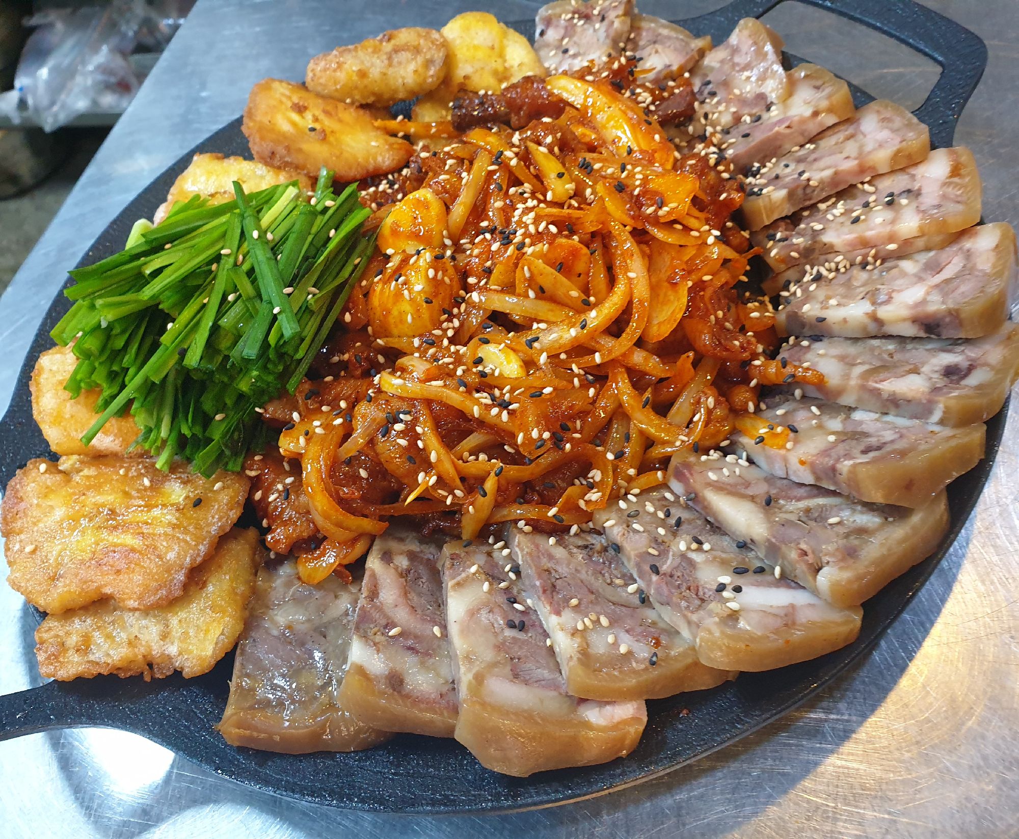 송여사 숯불 왕꼼장어 강릉본점