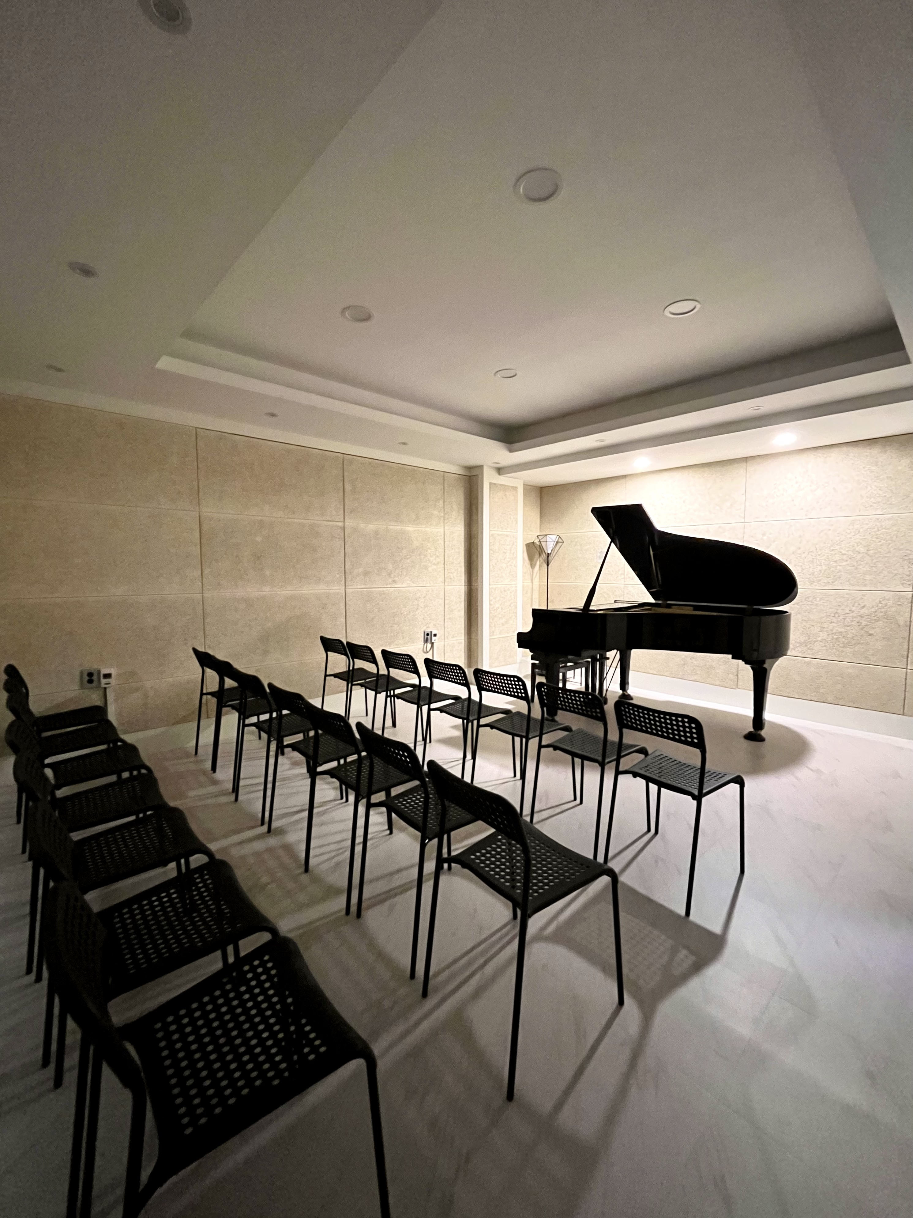 2번째 스튜디오 사진