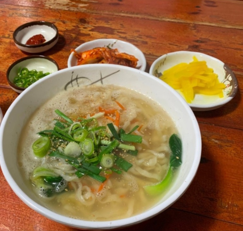 마당쇠손칼국수