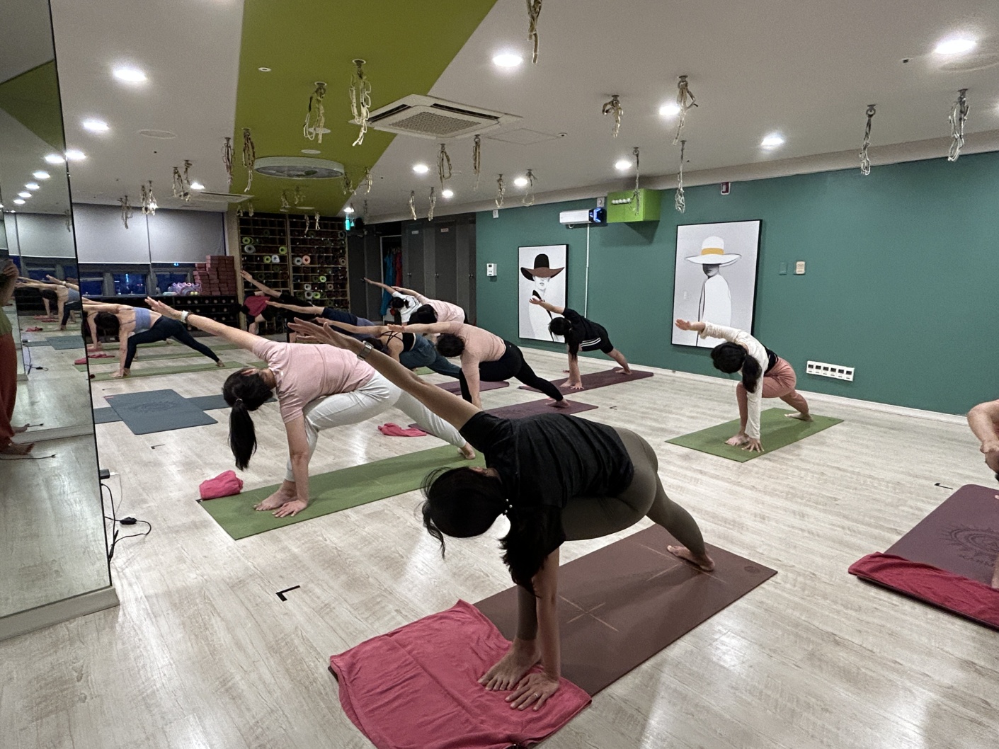 아메리카요가 종로점 대표 이미지