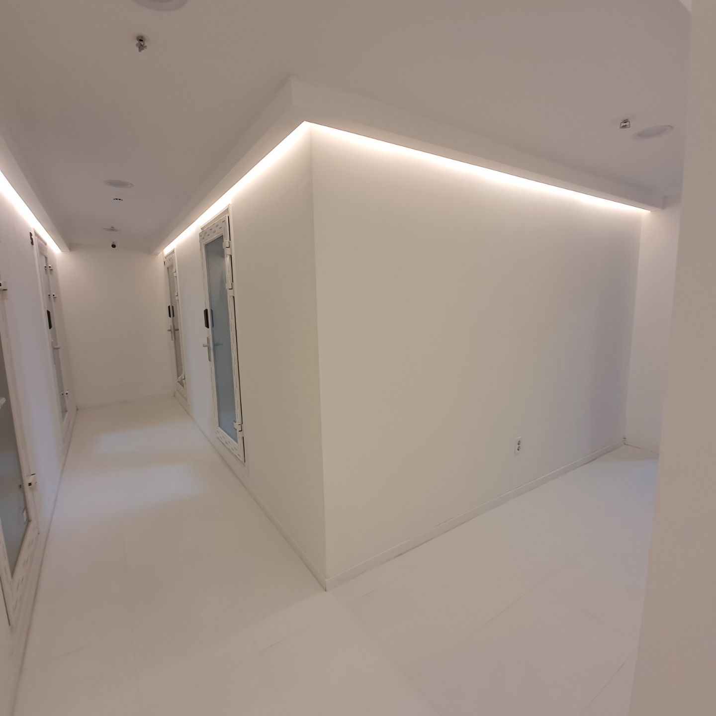 4번째 스튜디오 사진