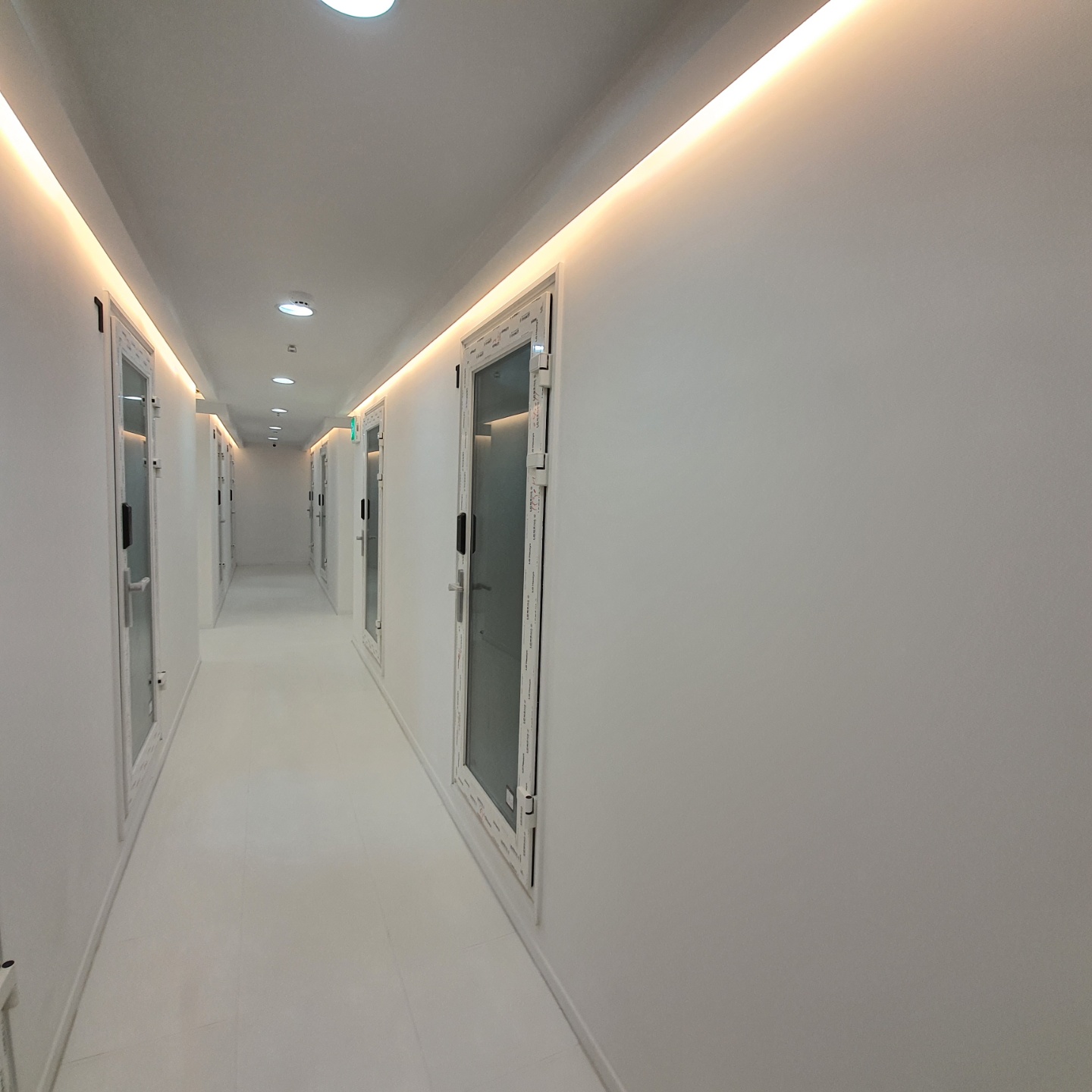 2번째 스튜디오 사진