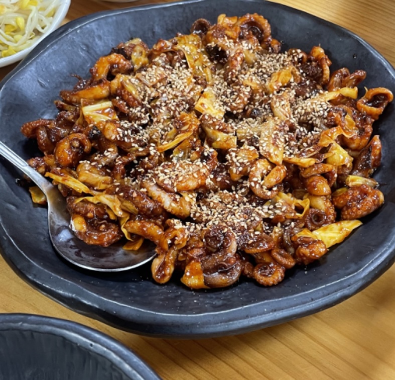 메밀나루막국수