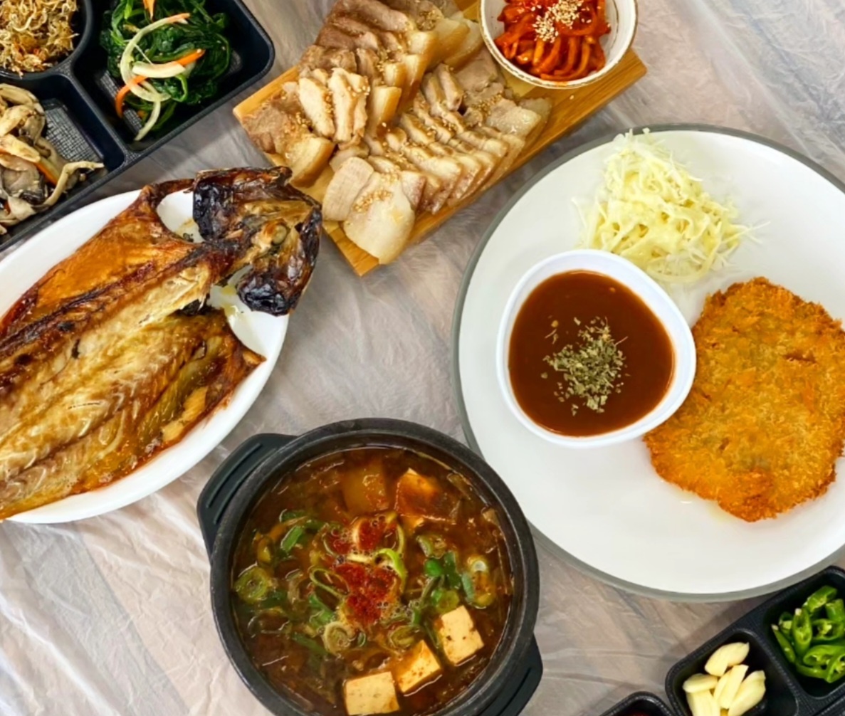 홍가네보쌈김치찌개