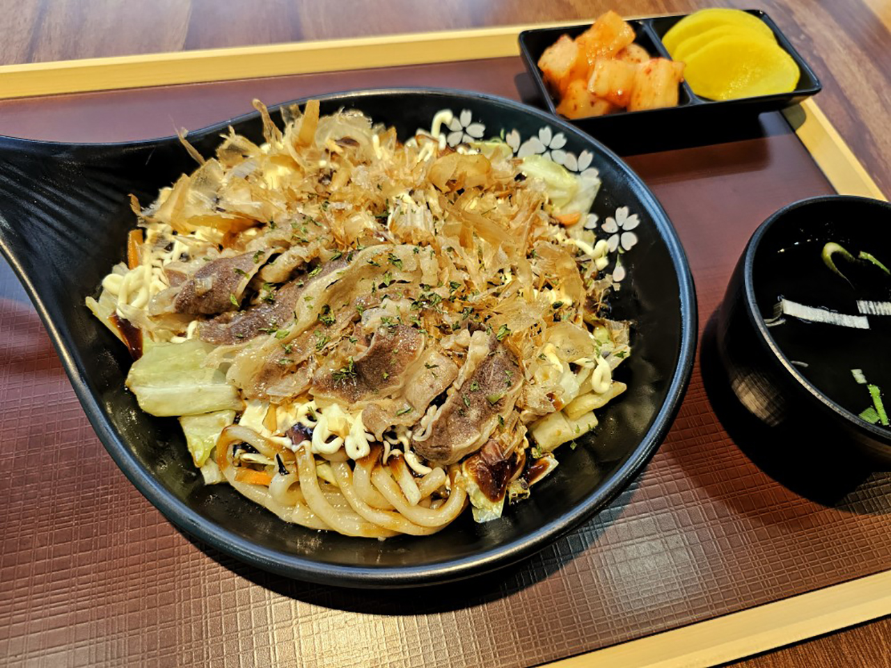 우삼겹 볶음우동