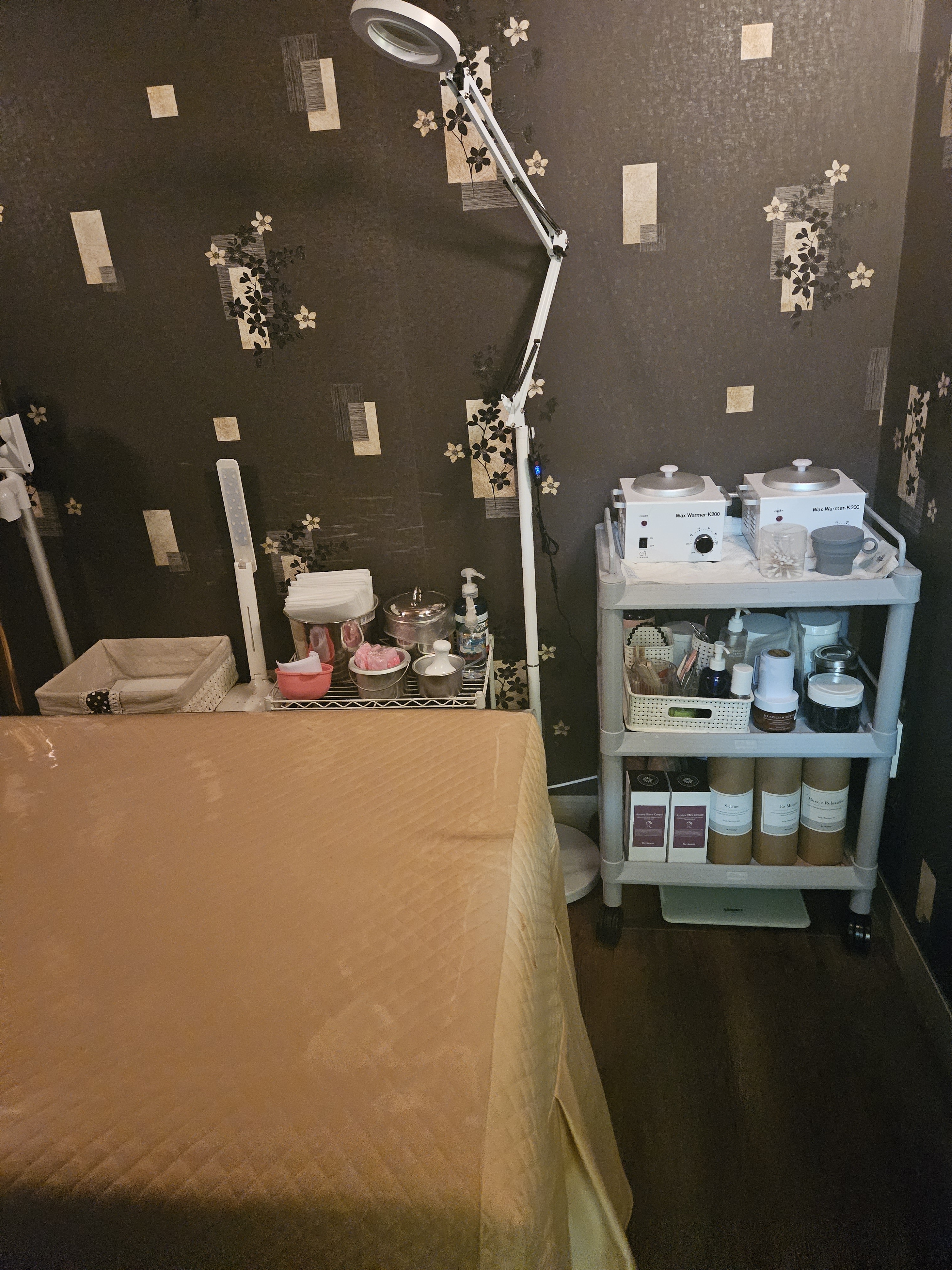 힐링피부관리마사지샵 photo 5